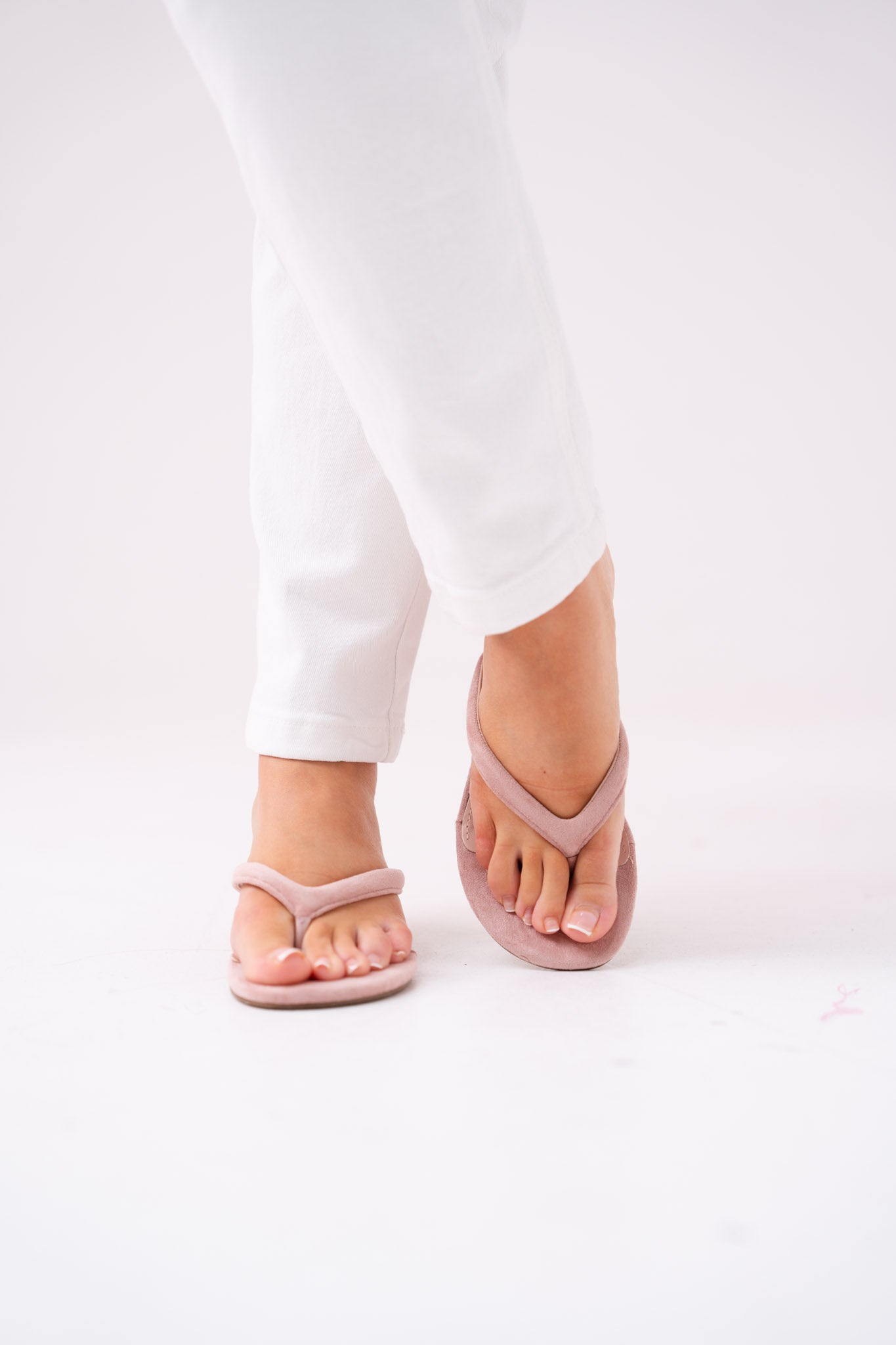 Izzy Toe Post Heeled Mule In Pink
