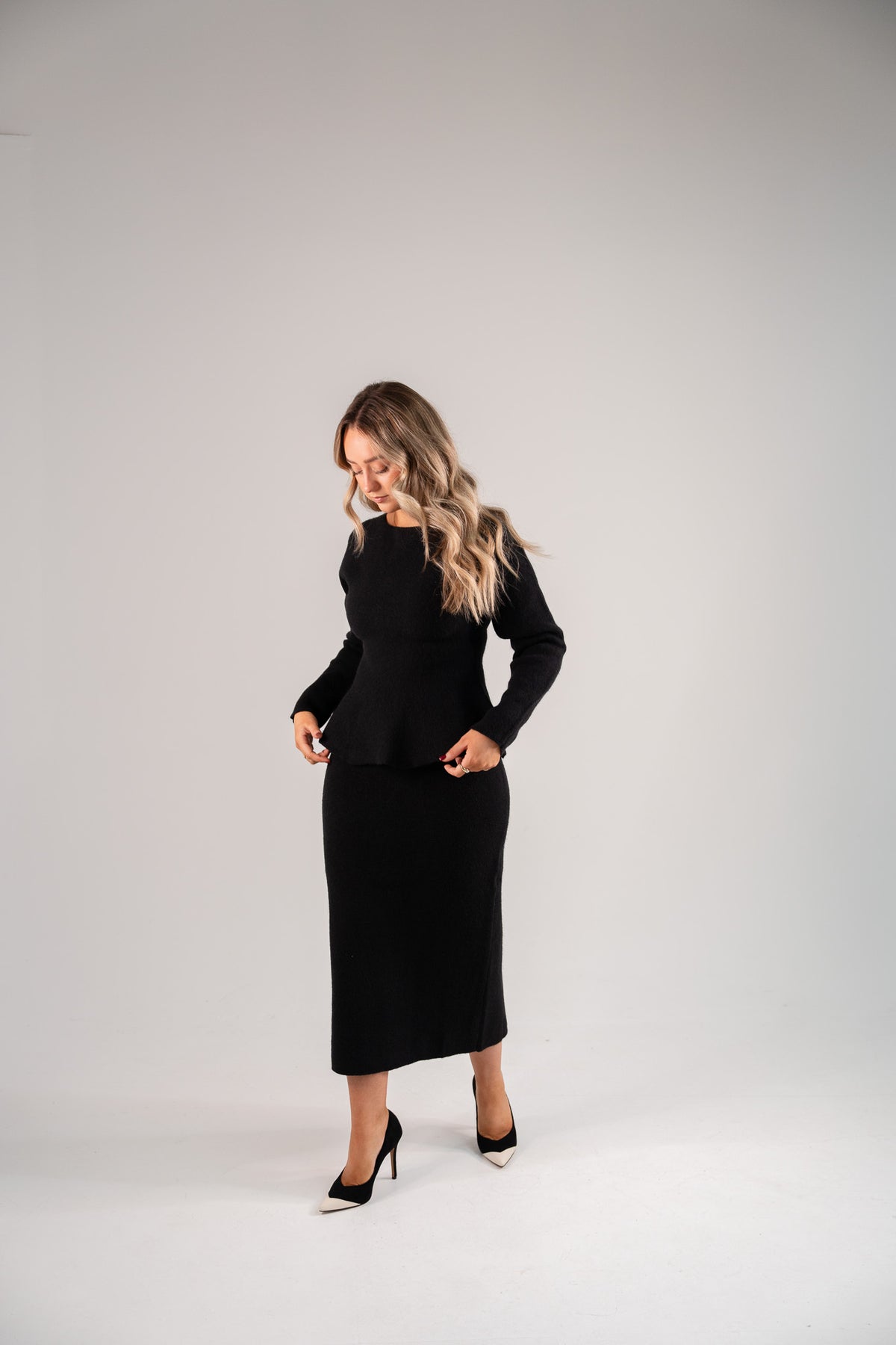 Love Laura Knit Midi Skirt In Black