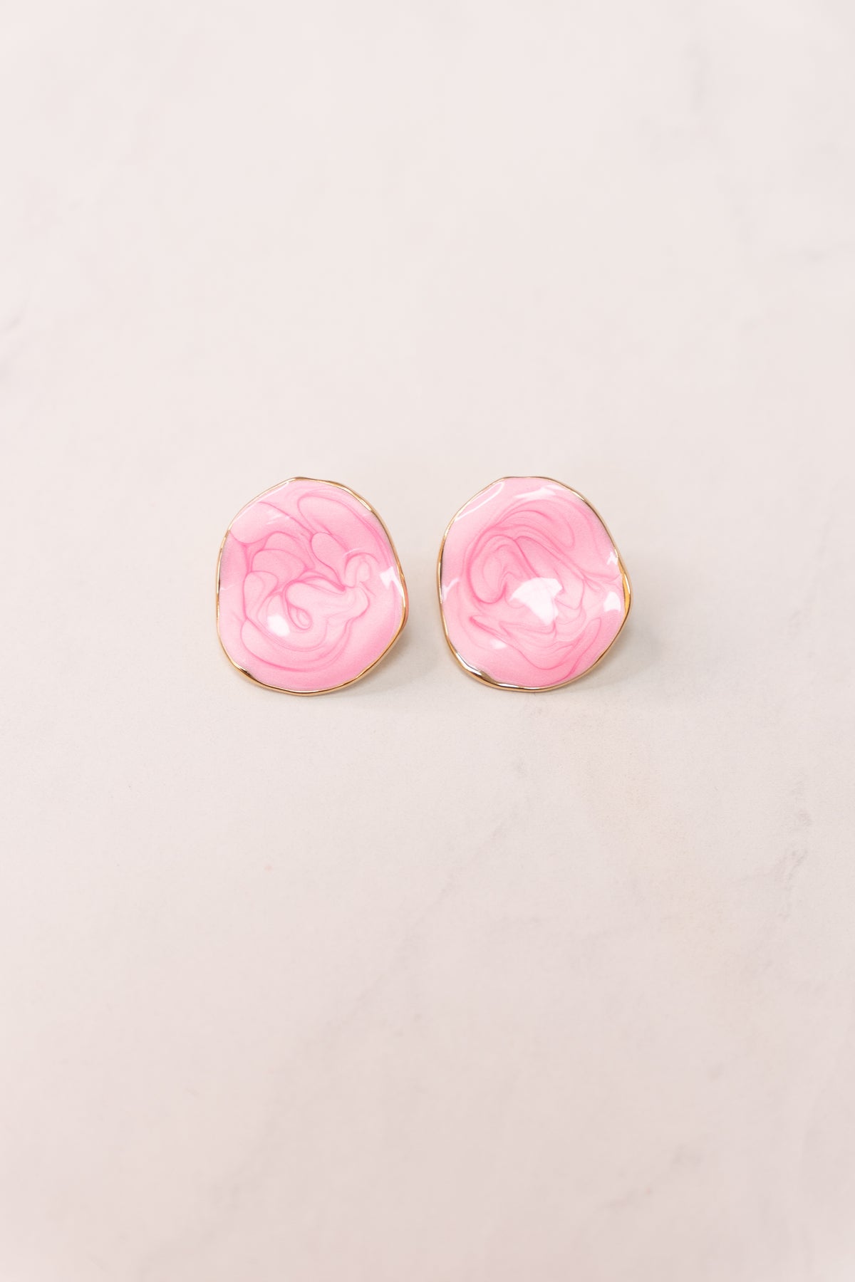 Olive Marbled Earrings In Pink