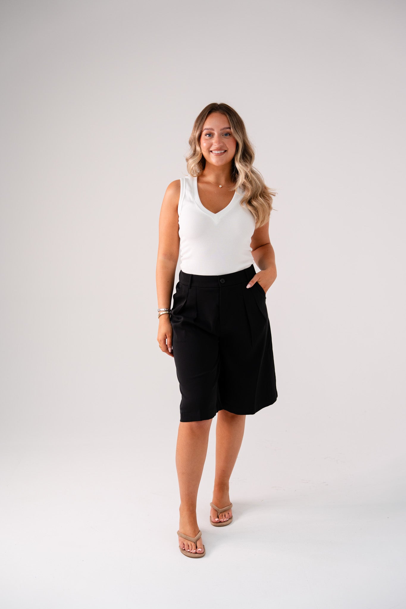 Elsa Bermuda Shorts In Black