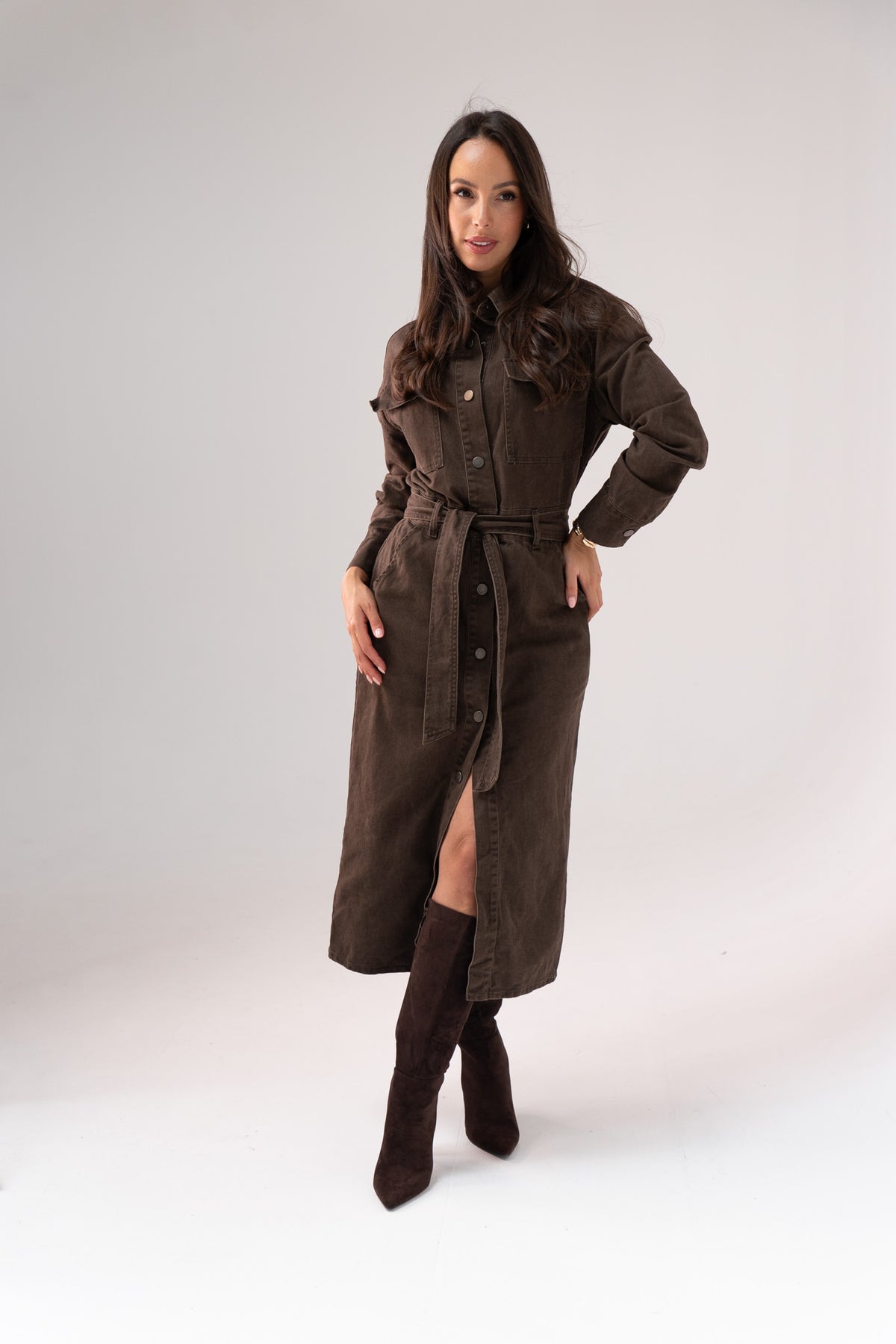 Kiera Denim Midi Dress In Chocolate