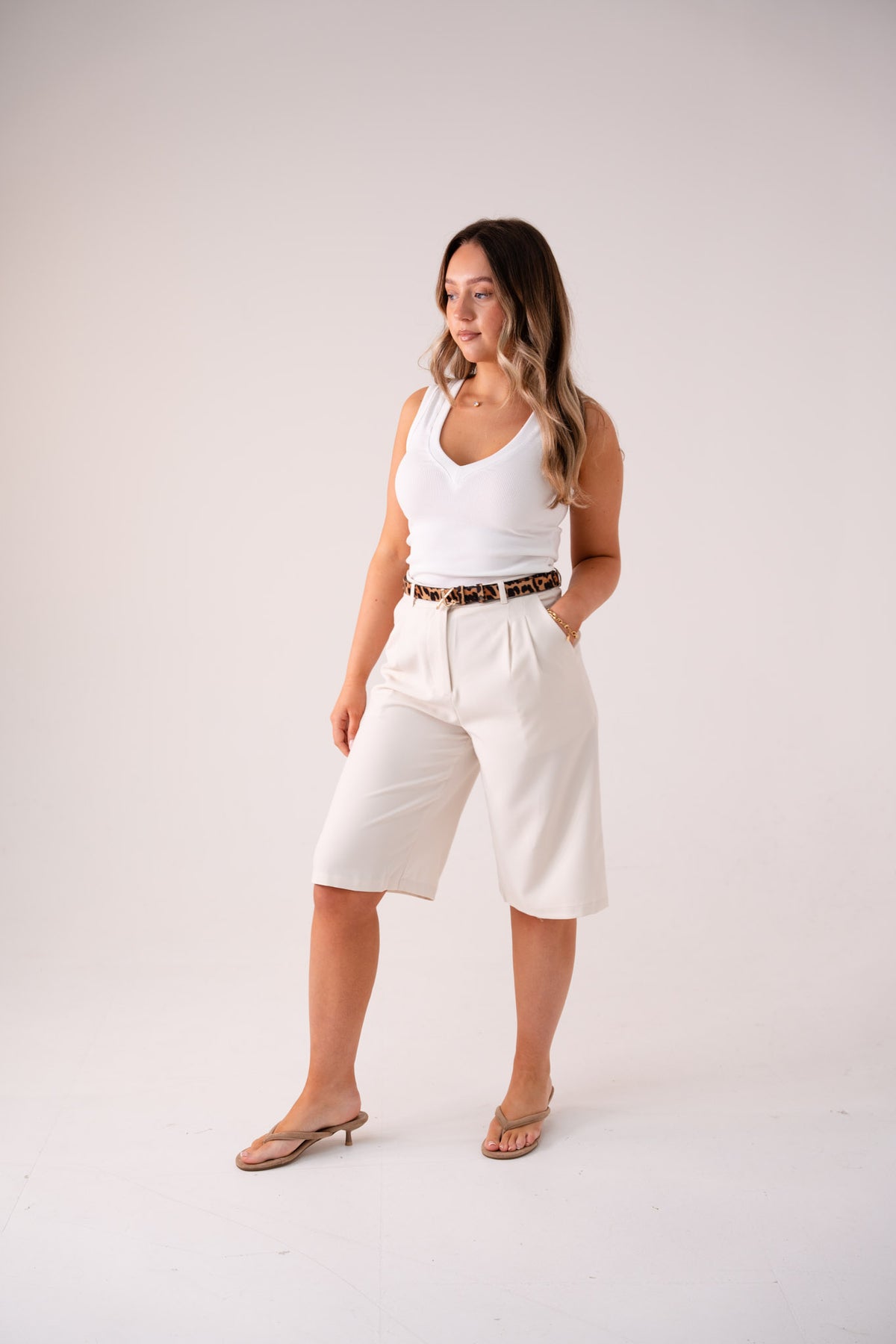 Elsa Bermuda Shorts In Ivory