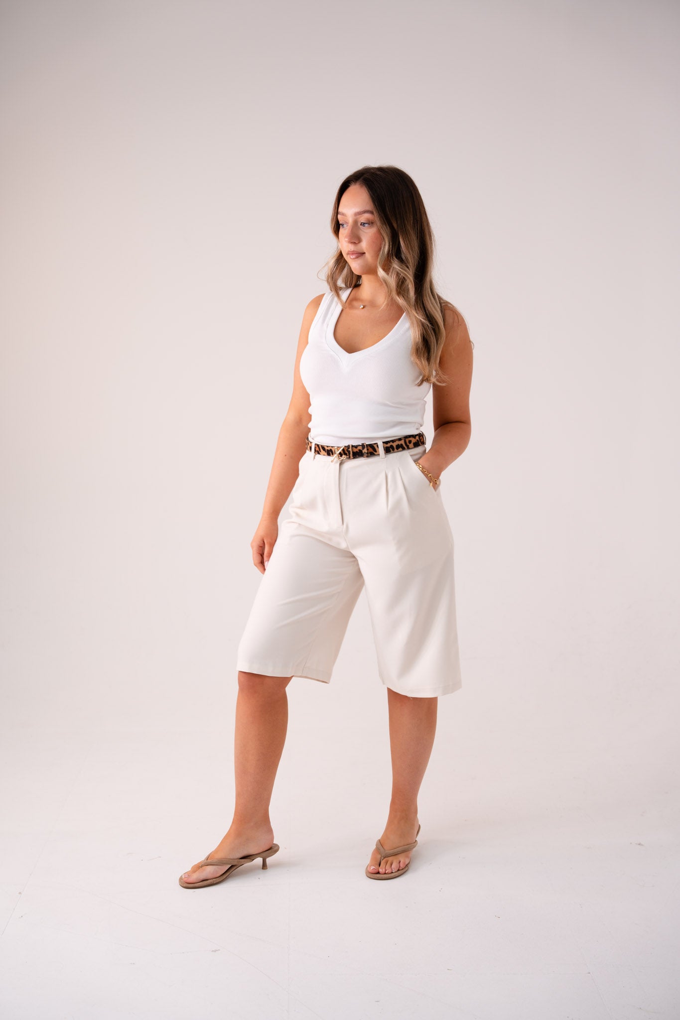 Elsa Bermuda Shorts In Ivory