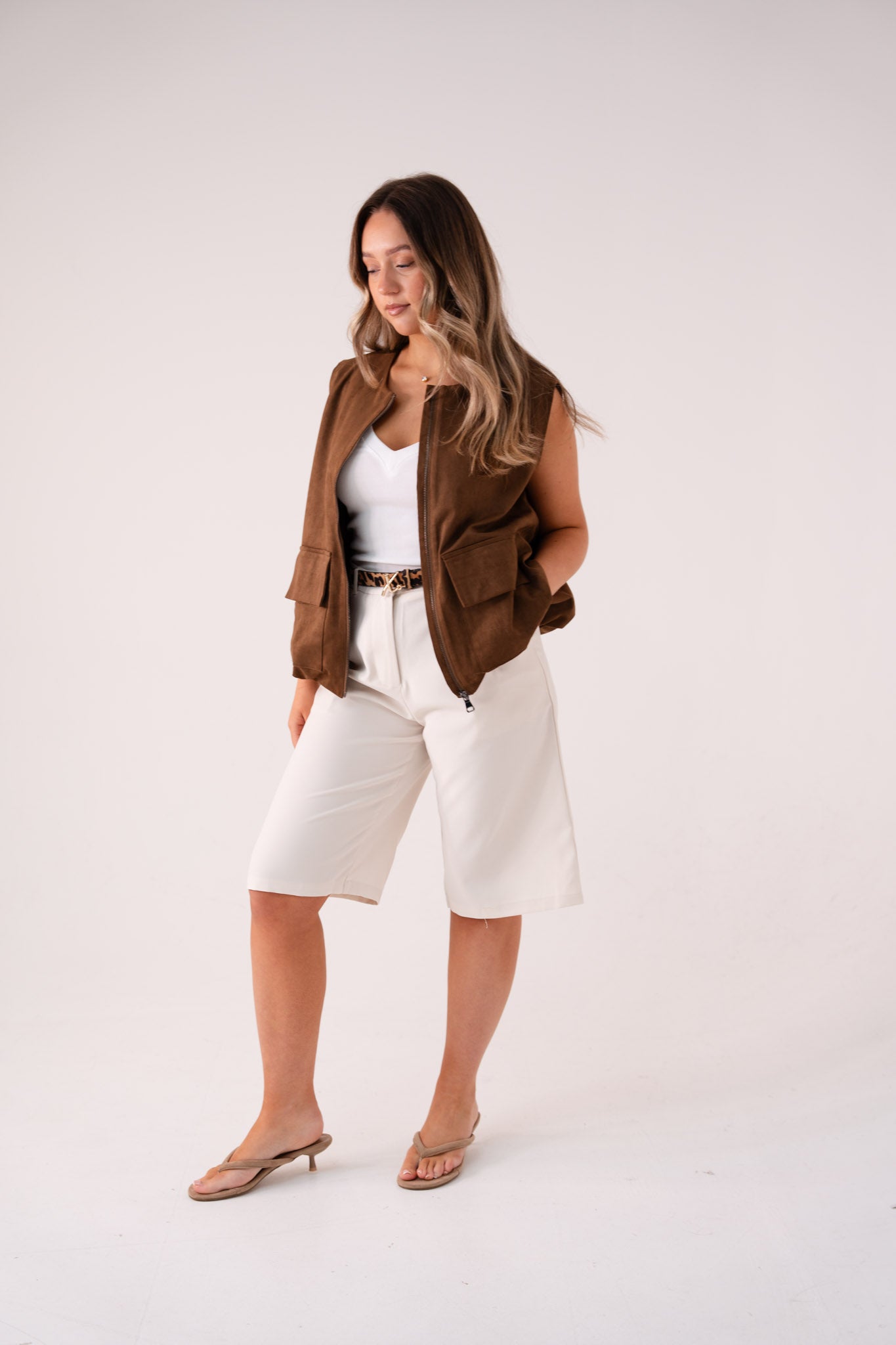 Elsa Bermuda Shorts In Ivory