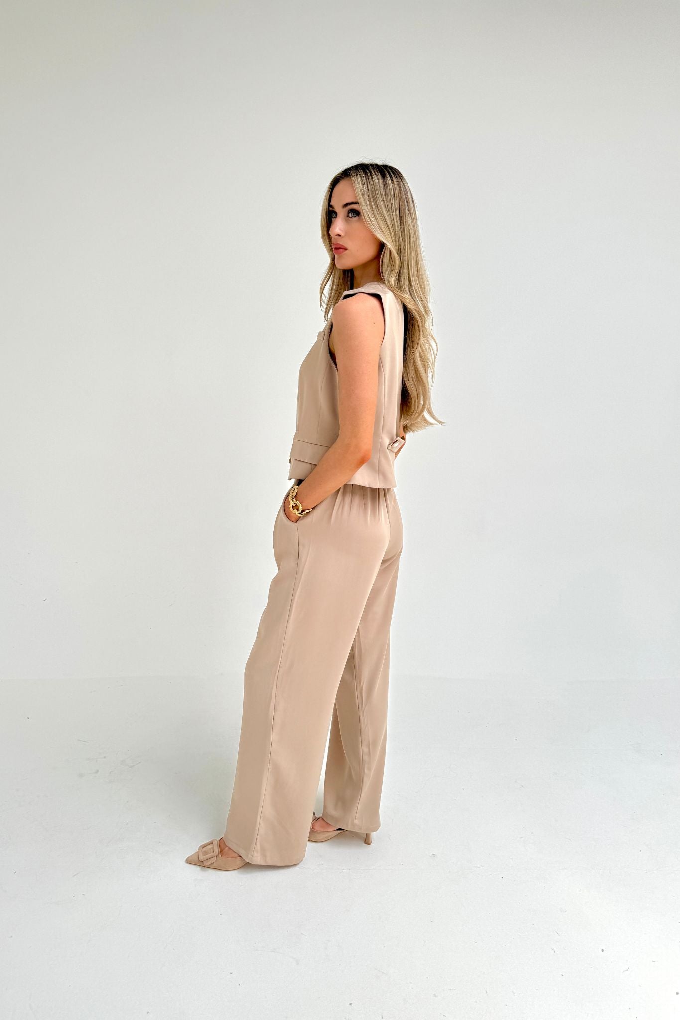 Love Laura Forever Trouser In Neutral