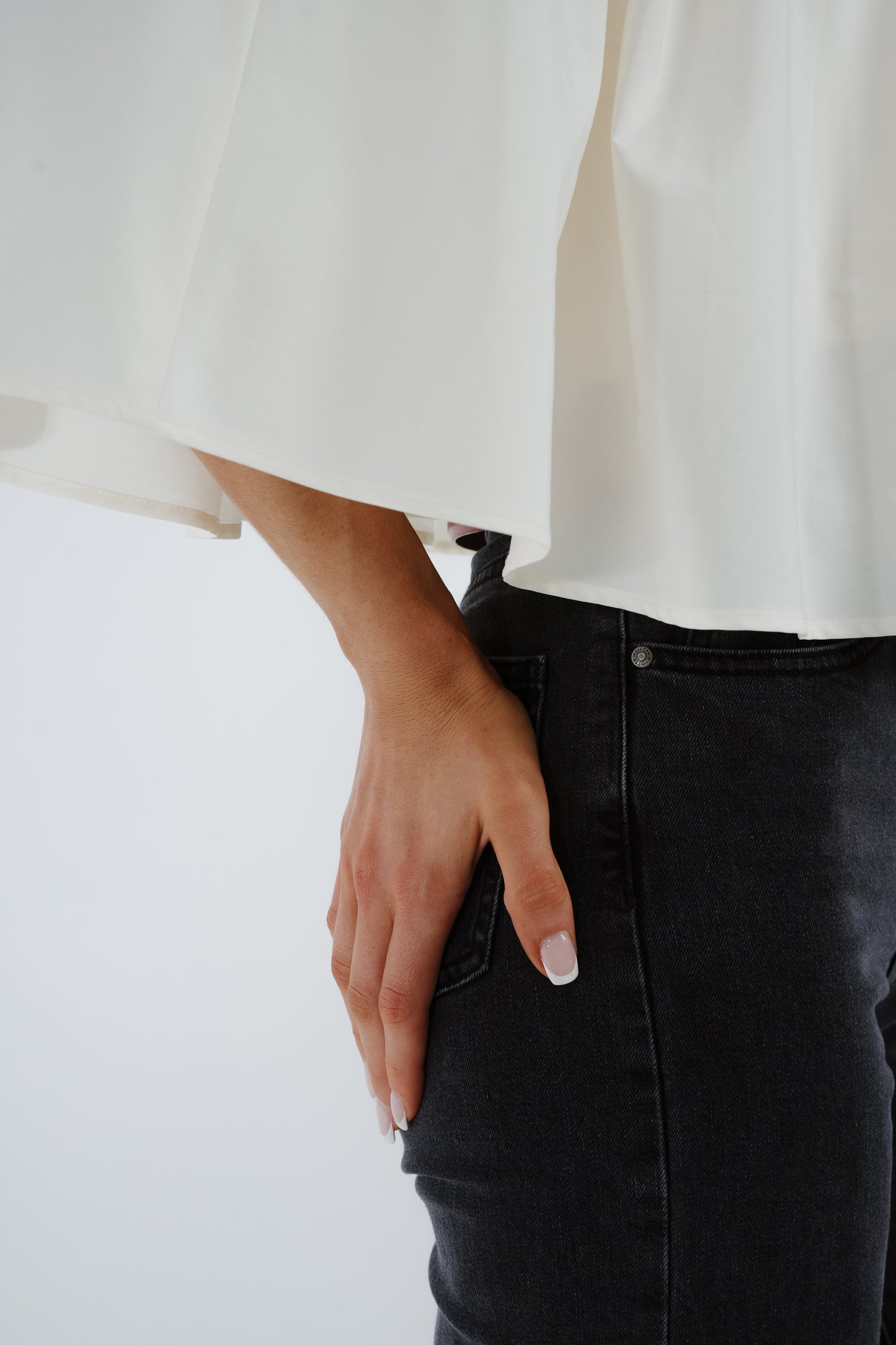 Jasmine Off Shoulder Top In Cream