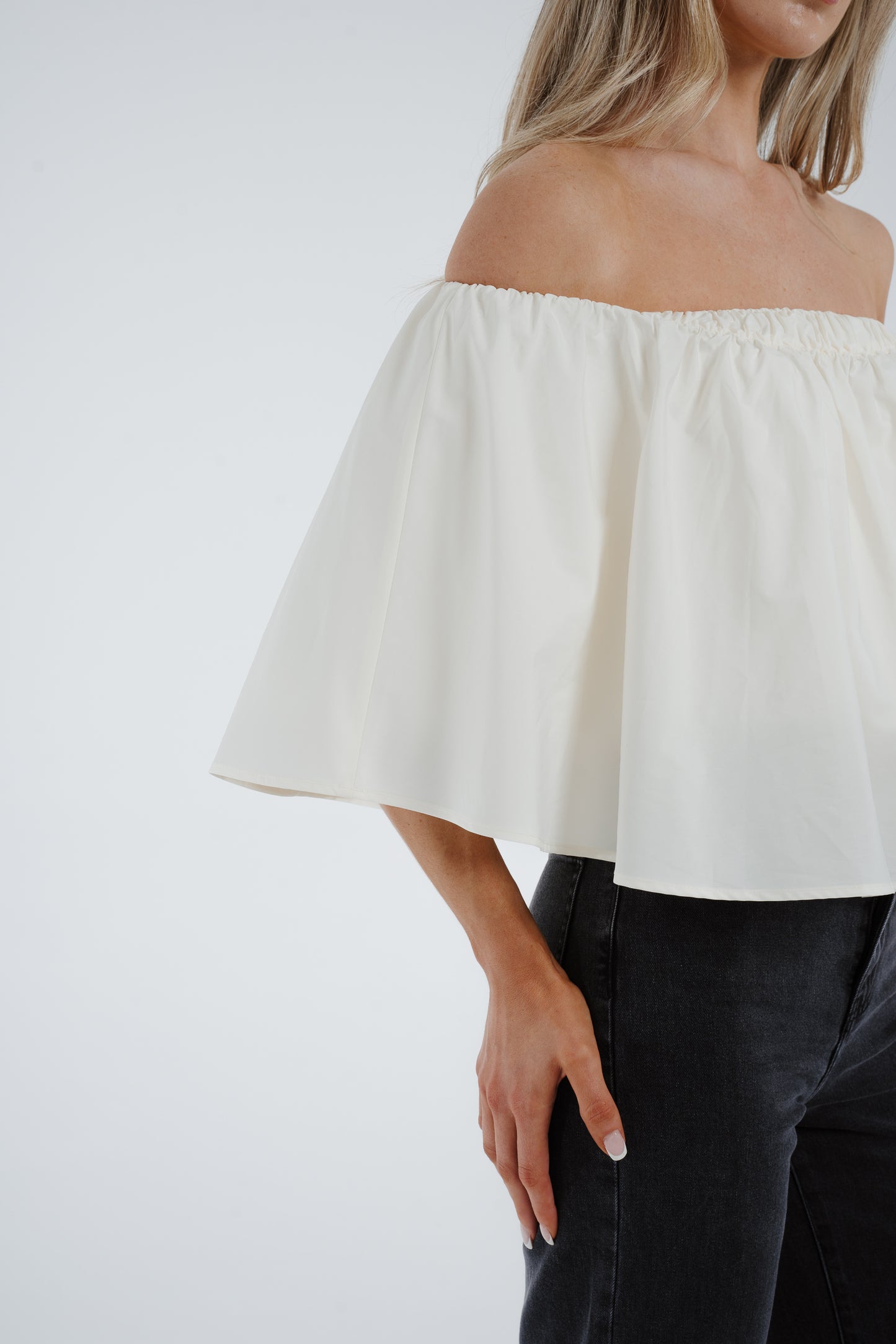 Jasmine Off Shoulder Top In Cream