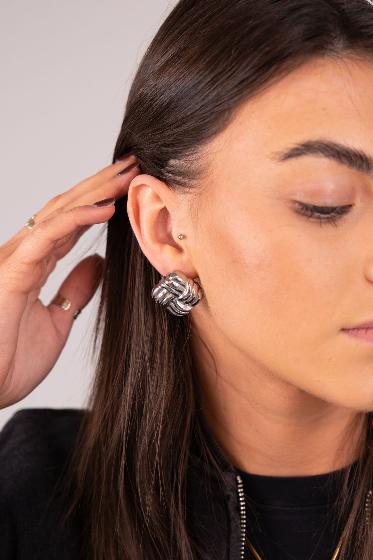 Olive Quartered Earrings In Silver