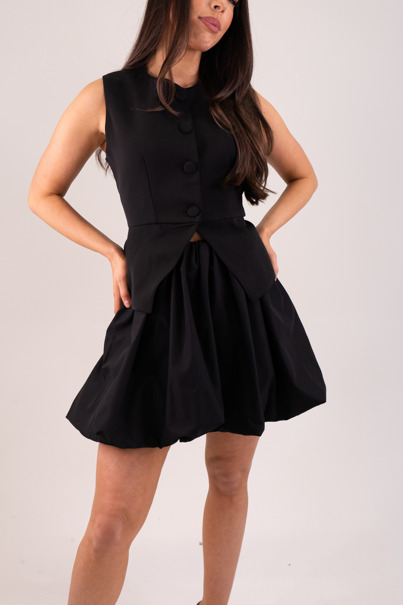 Polly Balloon Skirt In Black