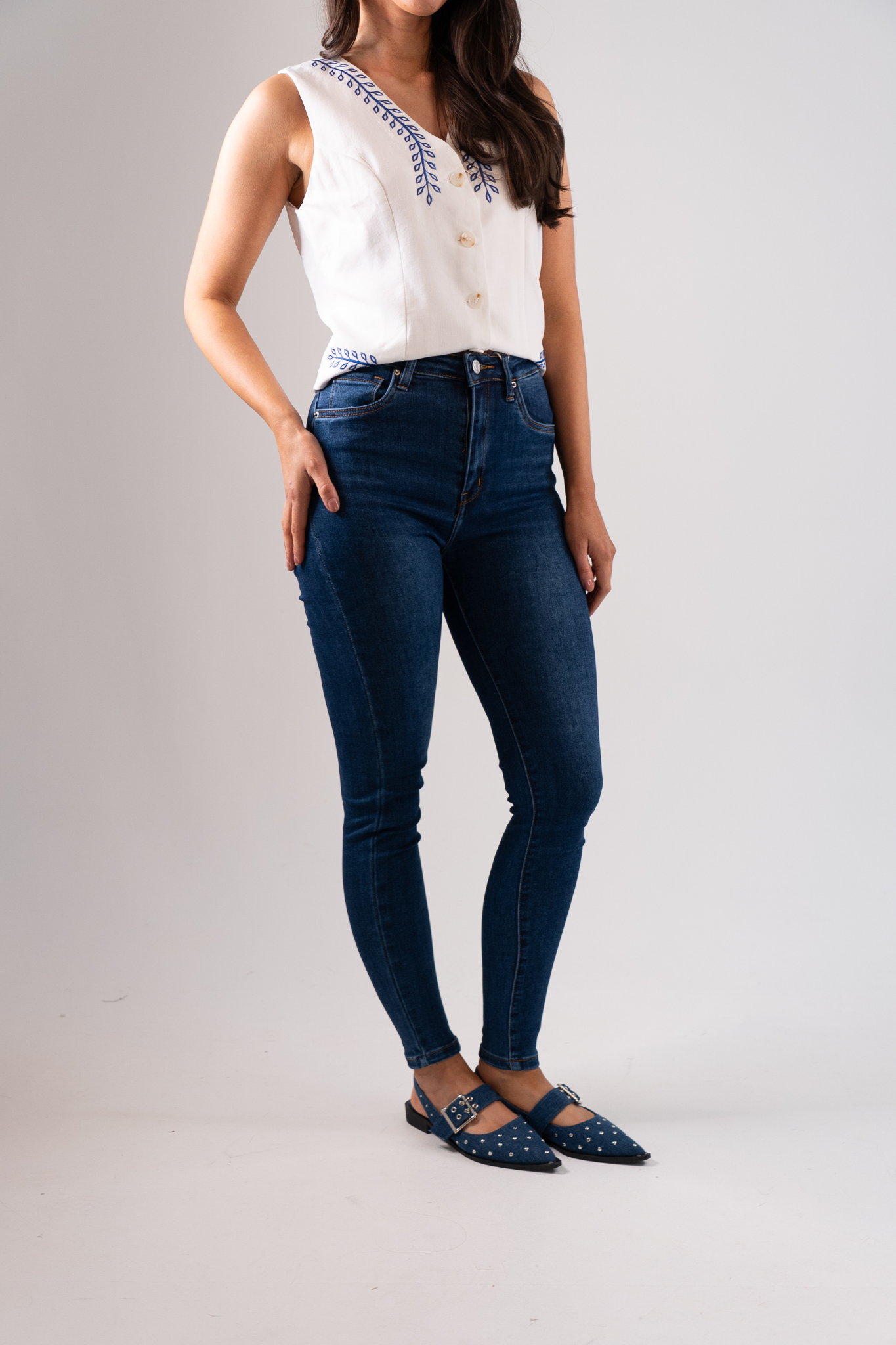 Freya Skinny Jeans In Dark Wash