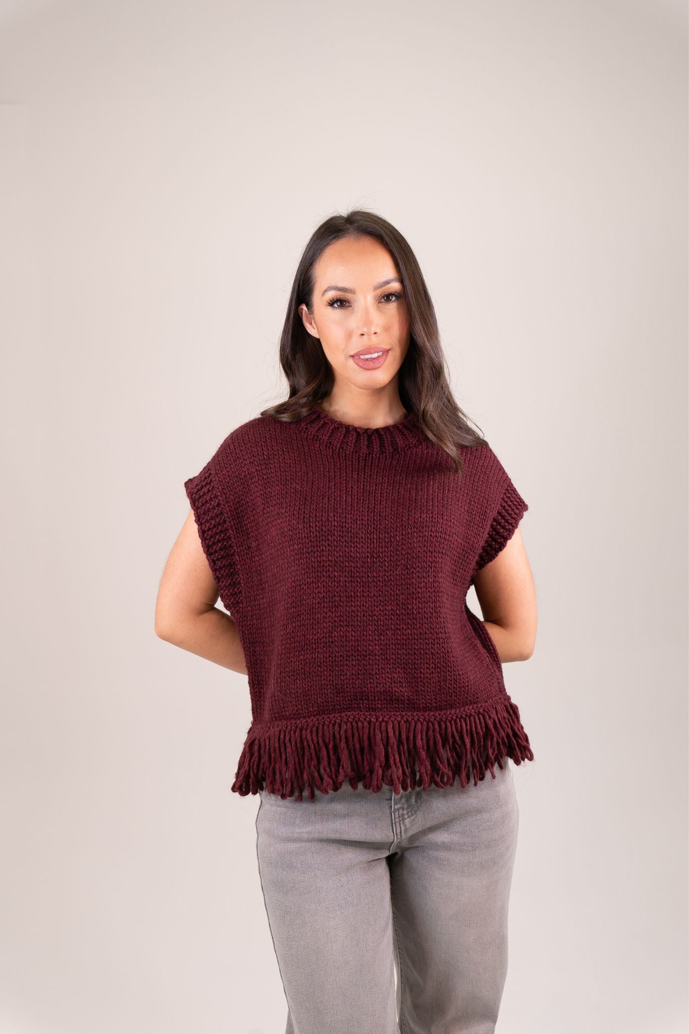 Leah Sleeveless Fringed Knit In Bordeaux