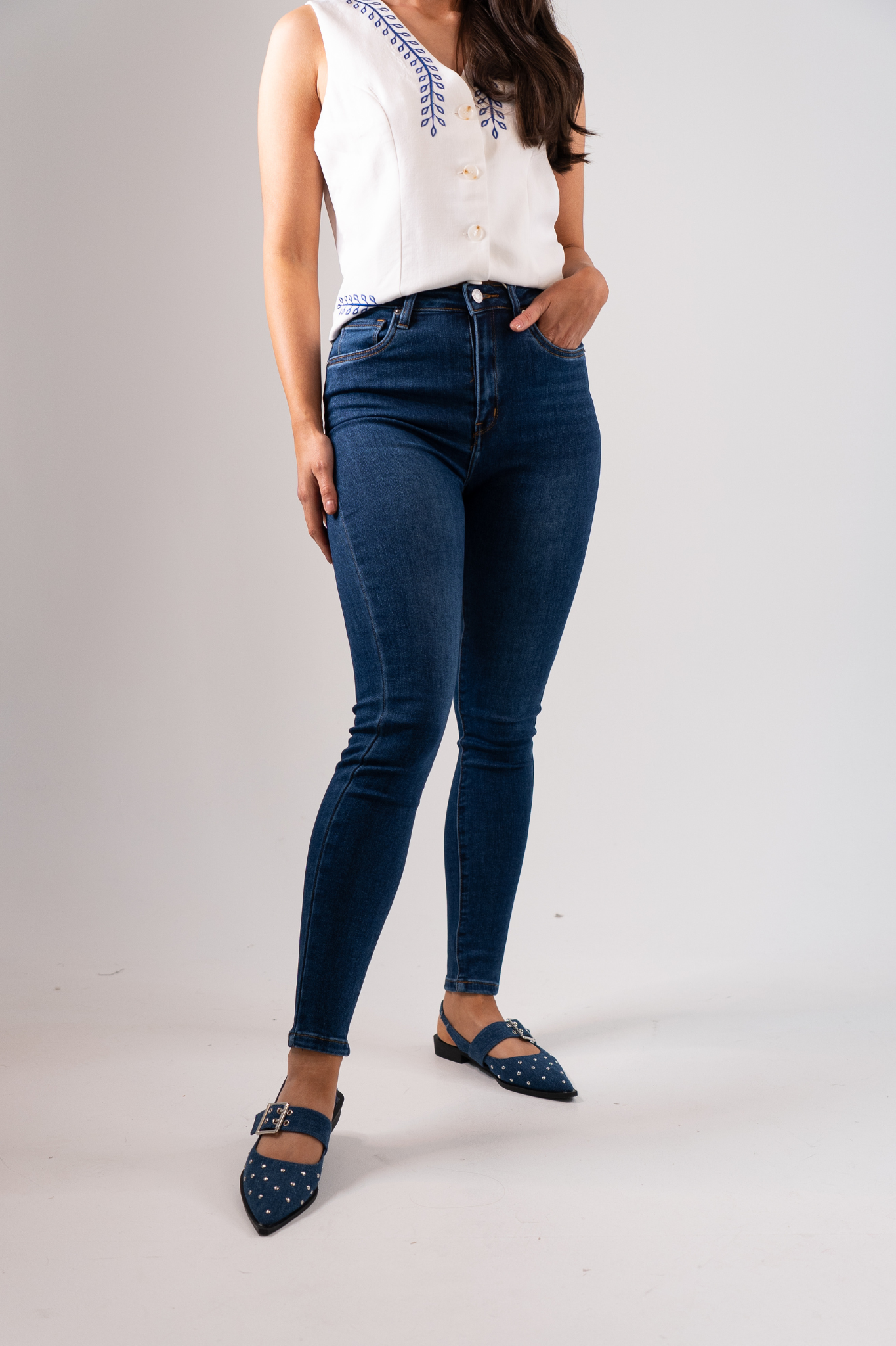 Freya Skinny Jeans In Dark Wash