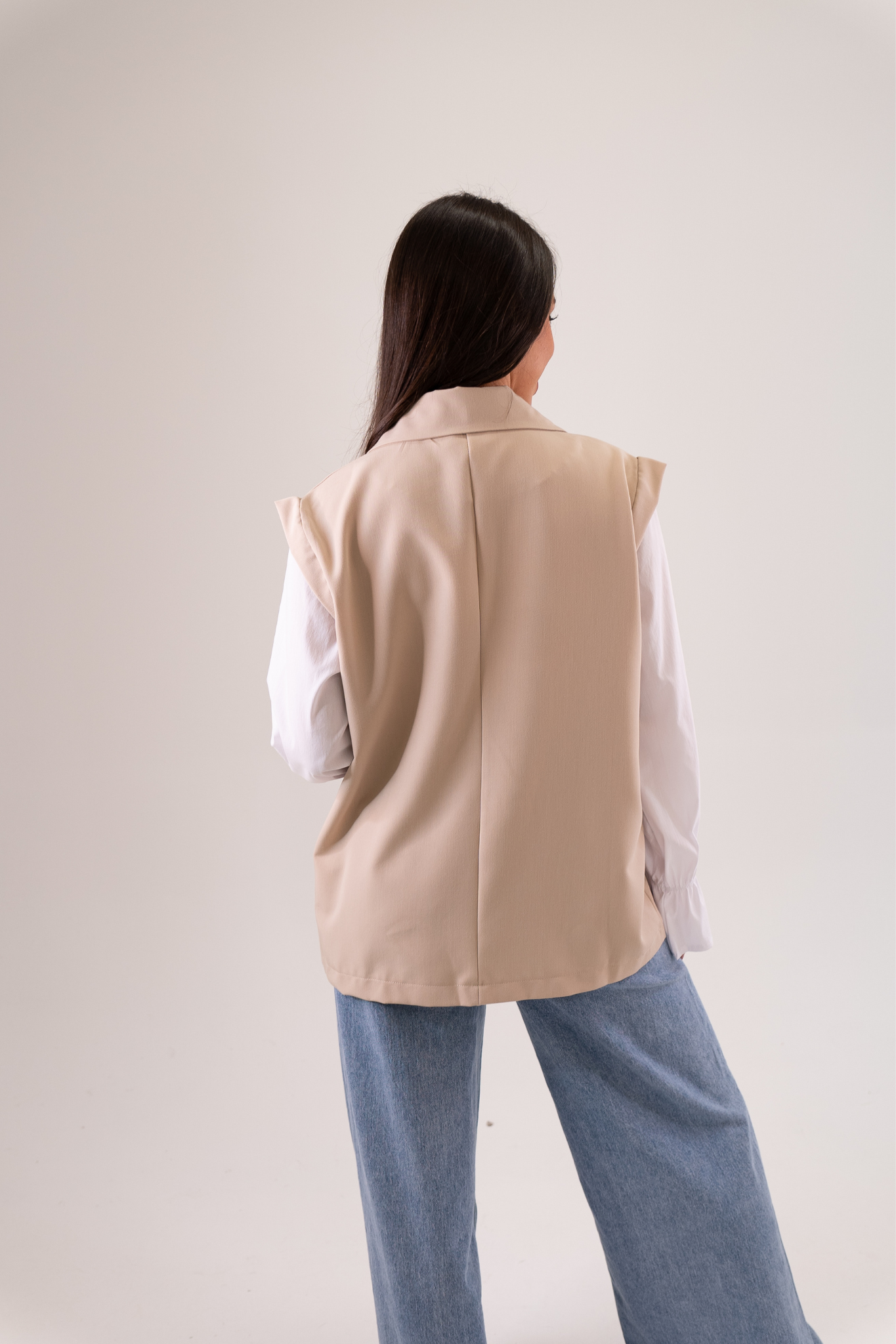 Leah Contrast Sleeve Blazer In Neutral