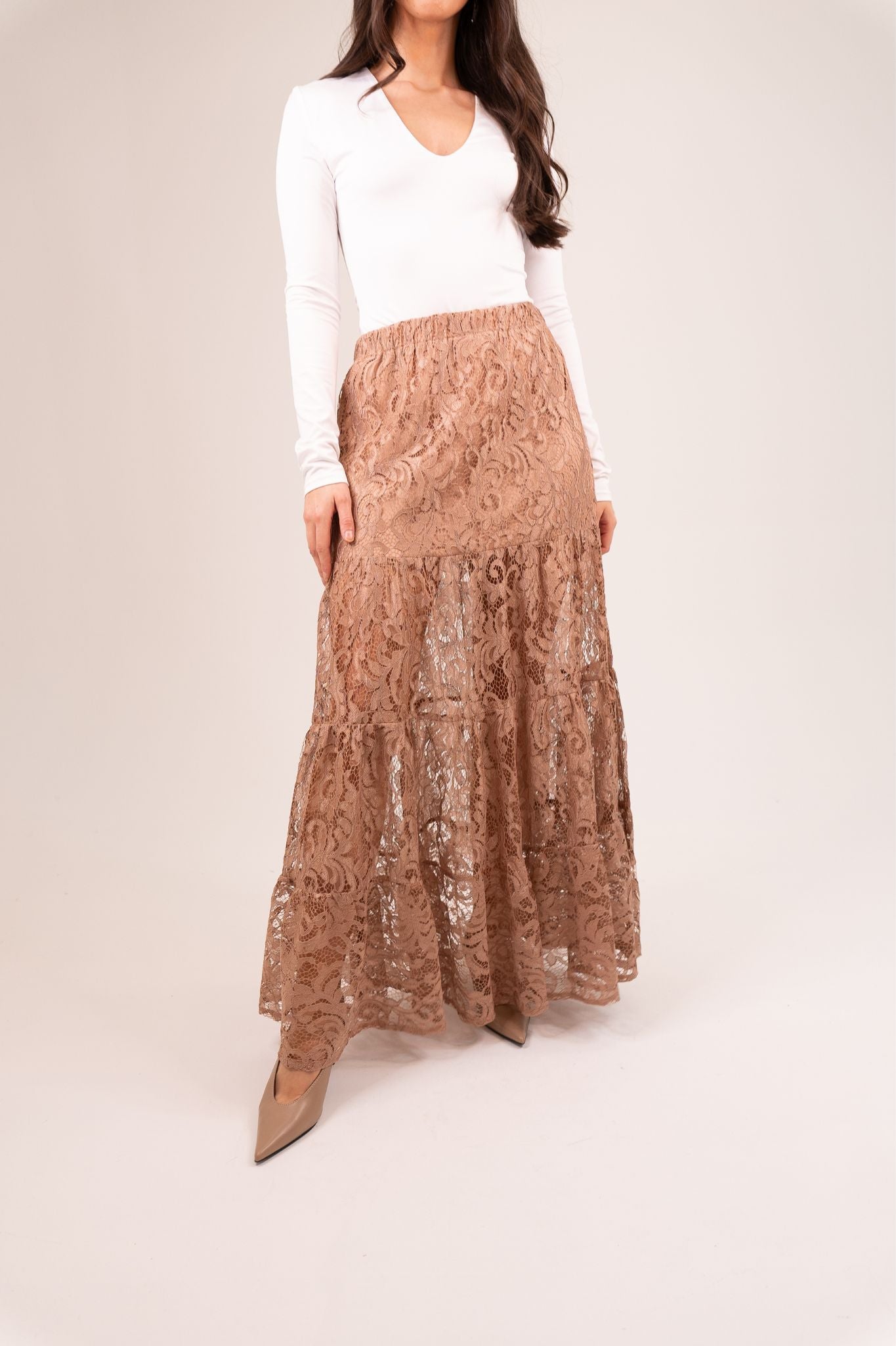 Elsa Tiered Lace Maxi Skirt In Taupe