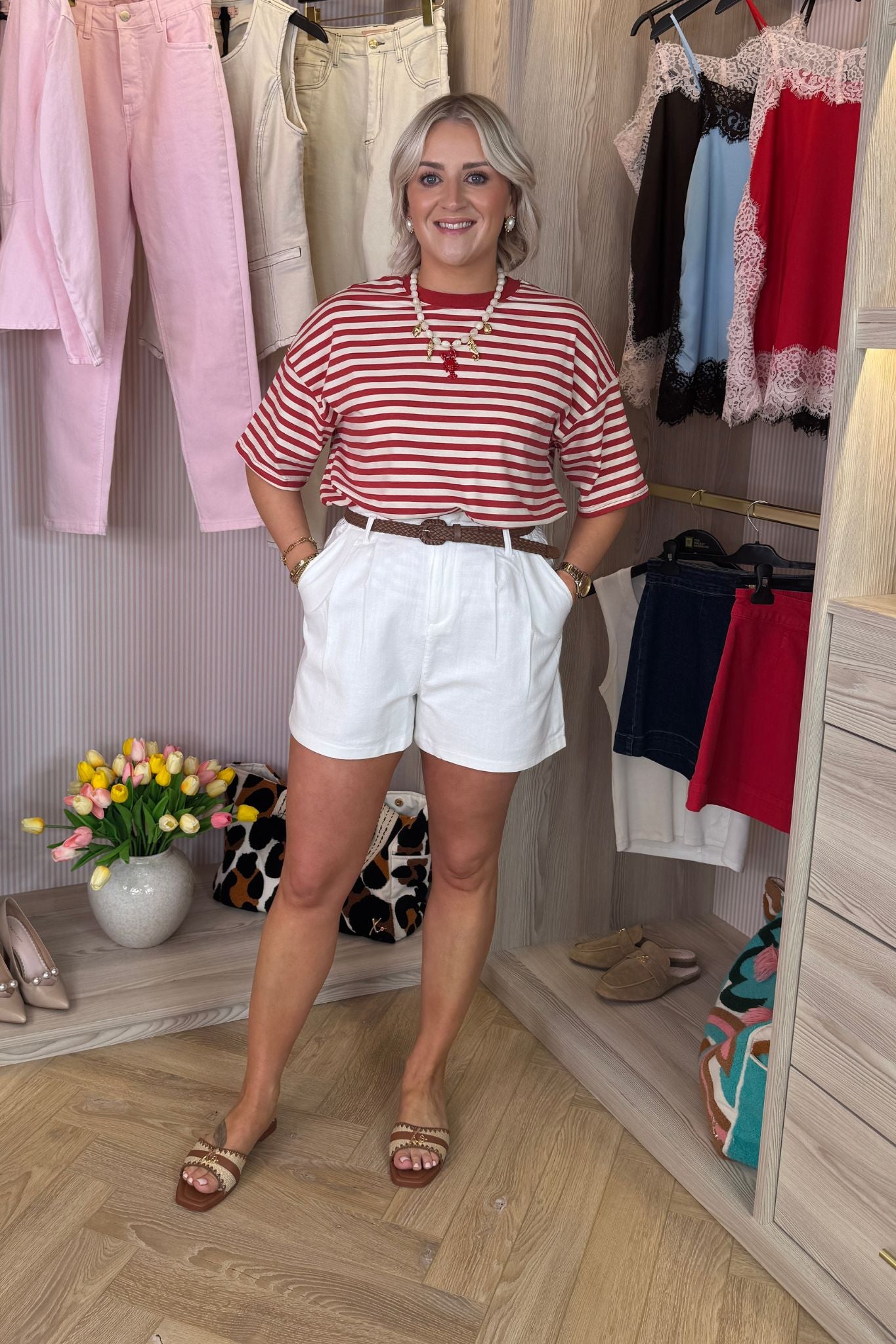 Kiera Belted Shorts In White