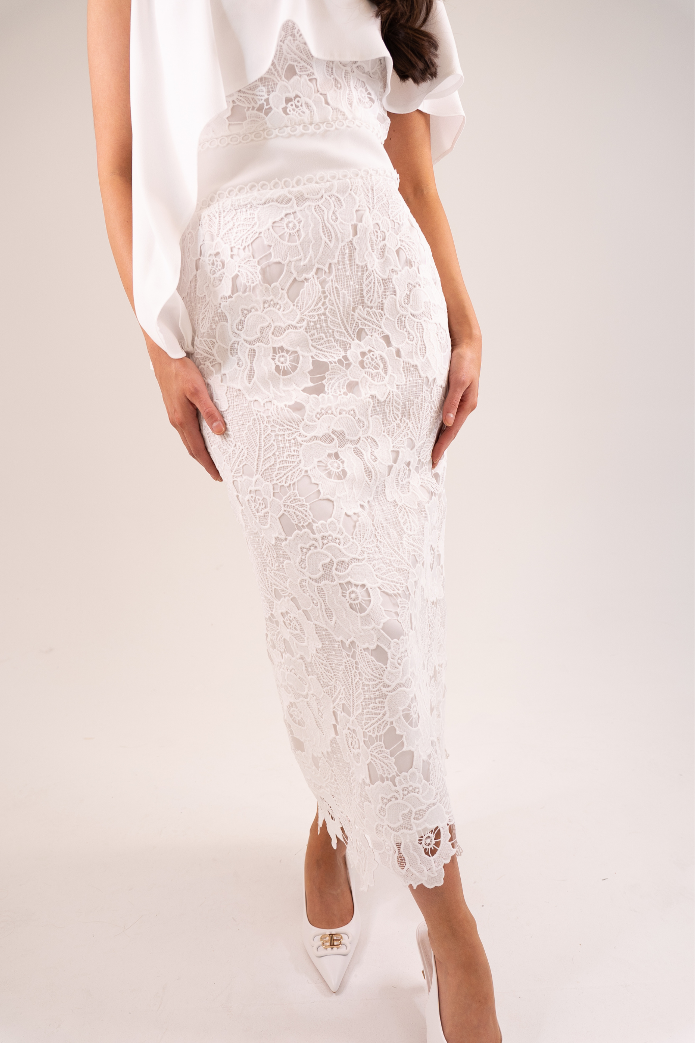 Kayla Lace Overlay Dress In Ivory