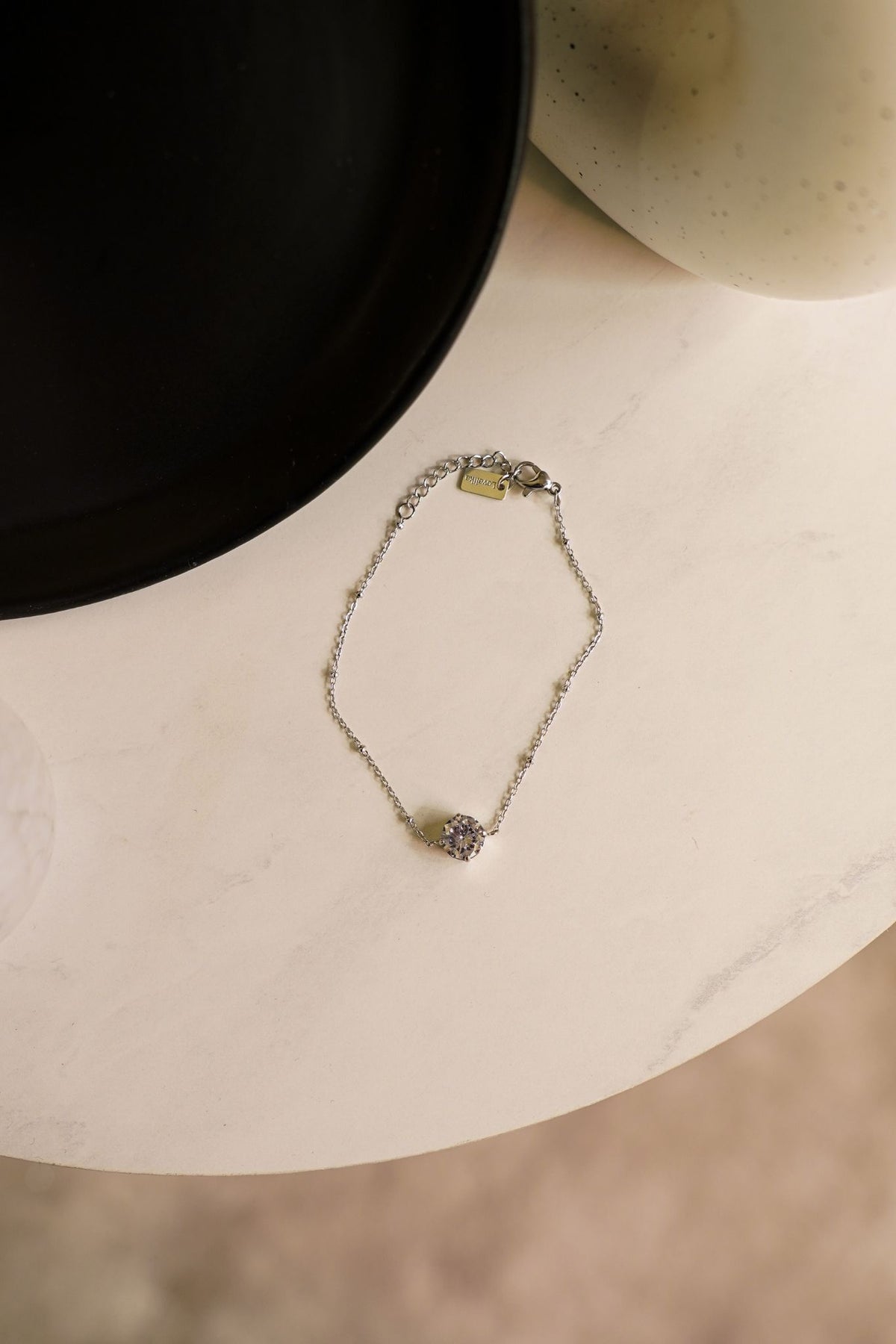 Olive Solitaire Bracelet In Silver