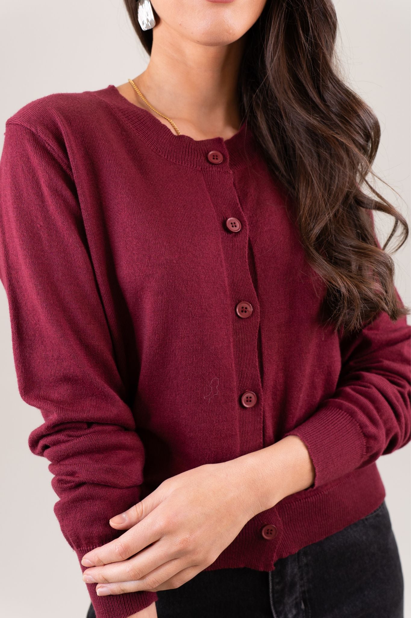 Elsa Round Neck Cardigan In Bordeaux