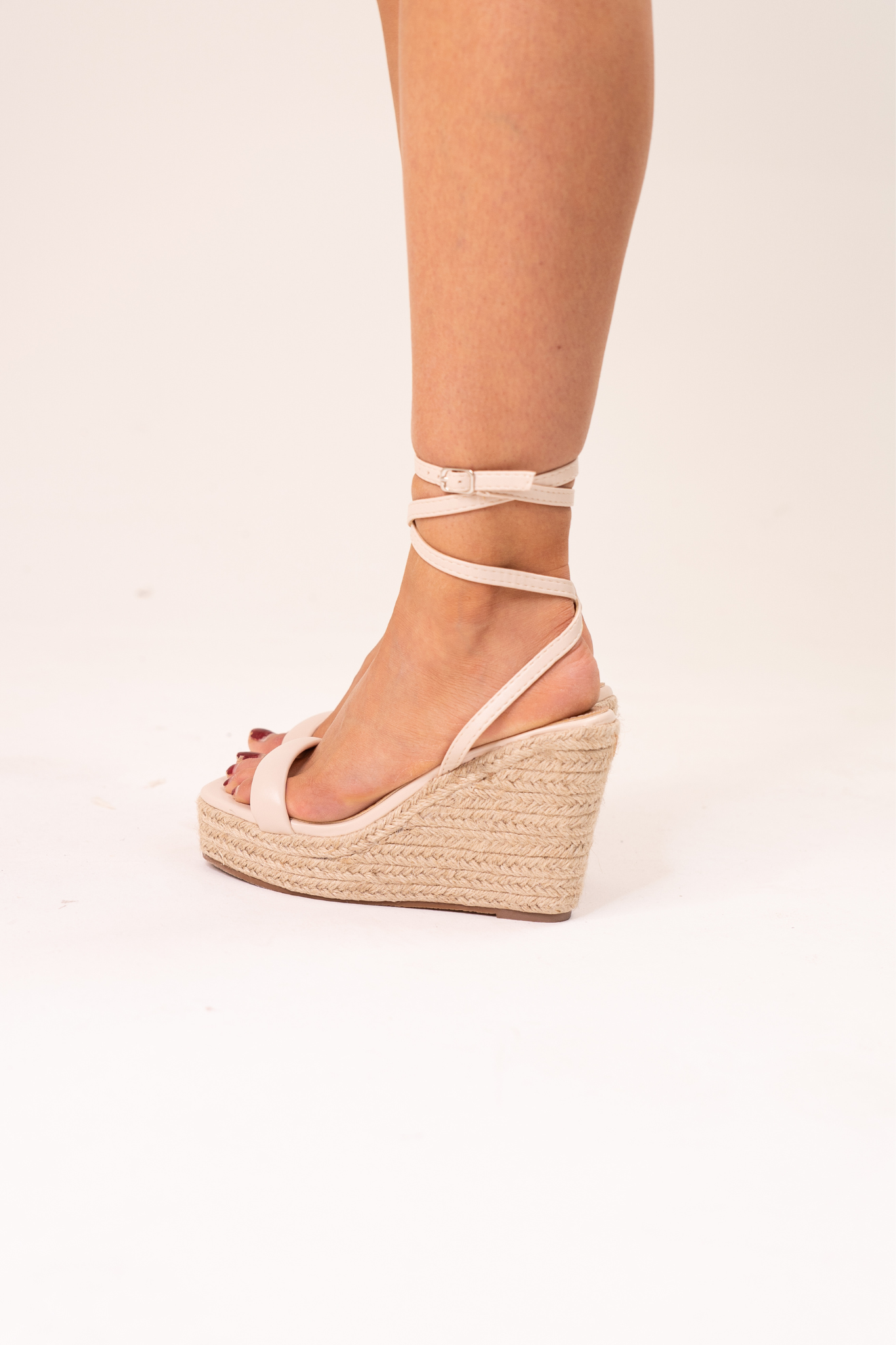 Cathy Fine Strap Wedge In Neutral