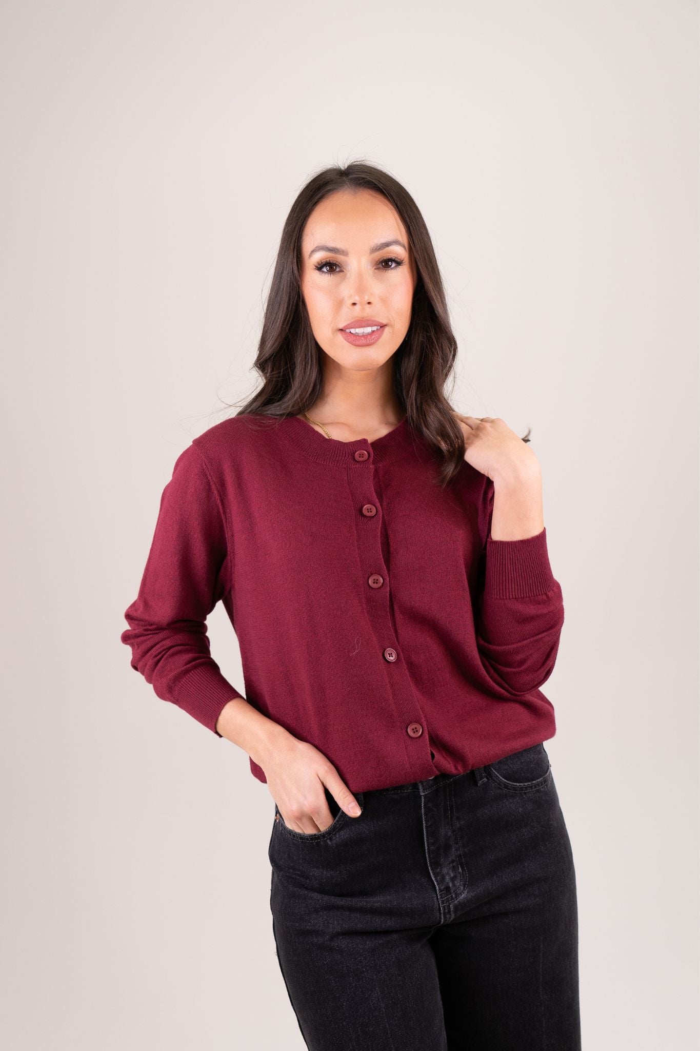 Elsa Round Neck Cardigan In Bordeaux