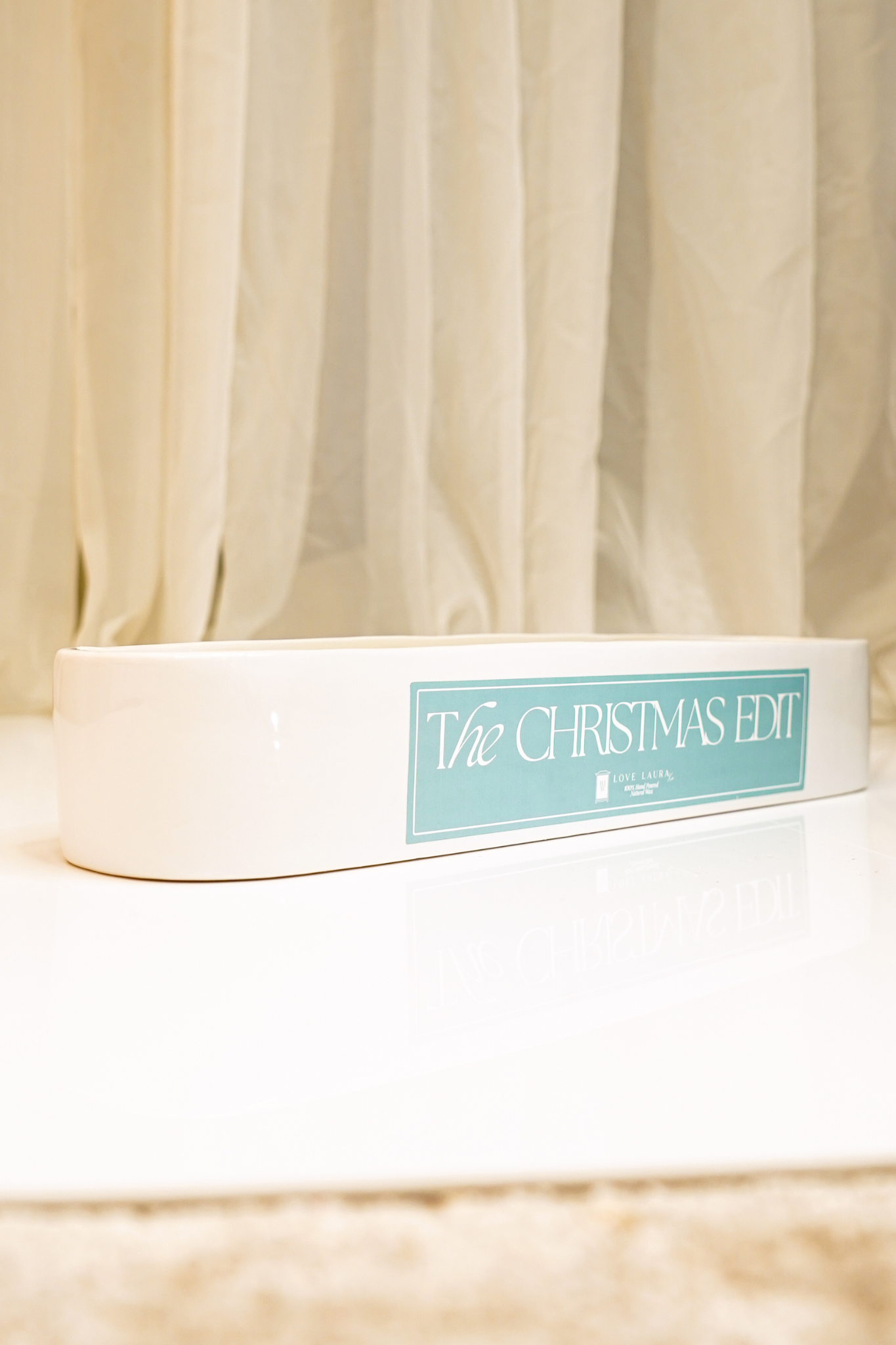 Love Laura - The Christmas Edit Long Ceramic Candle