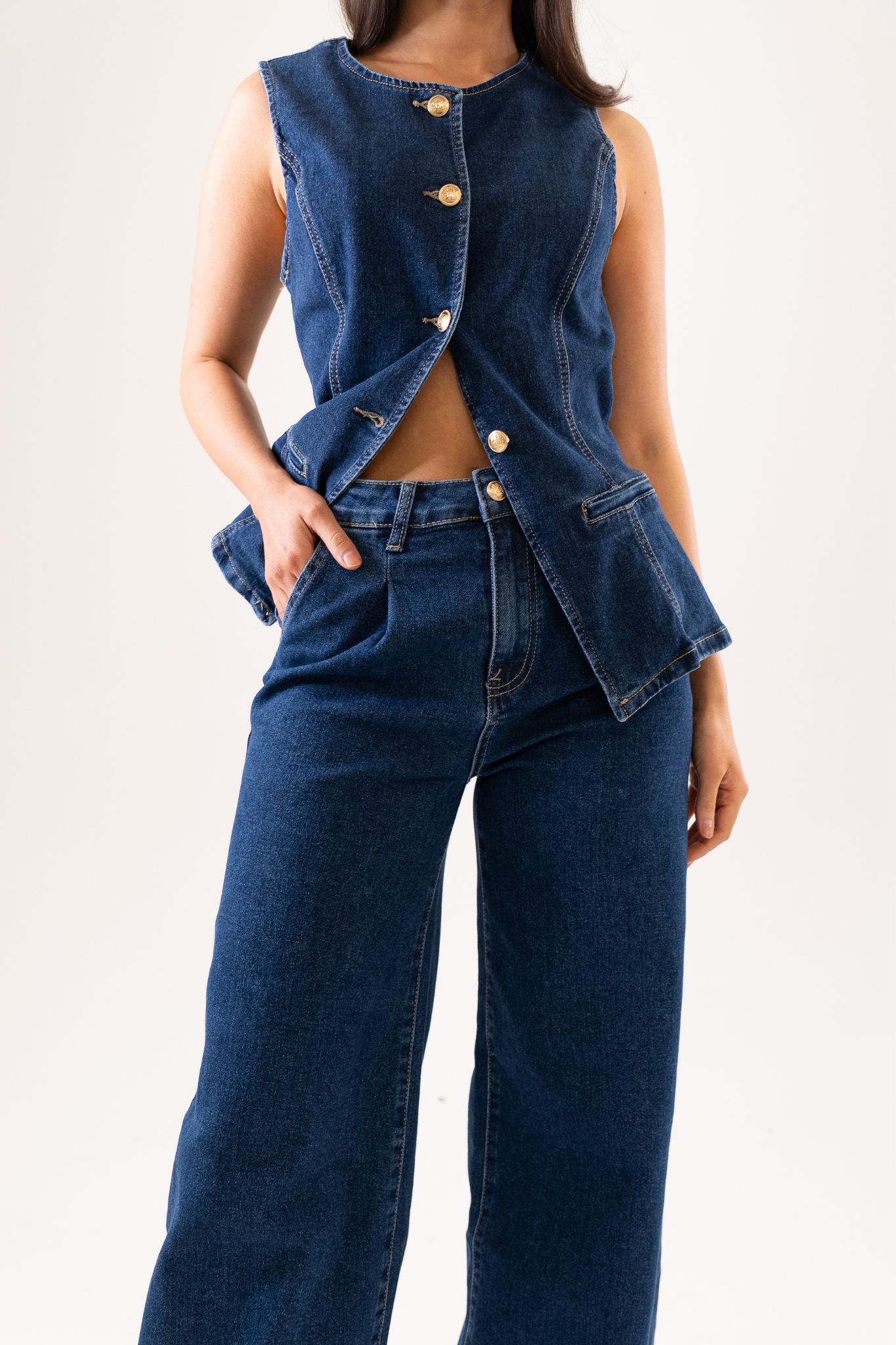 Love Laura Wide Leg Jeans In Dark Wash