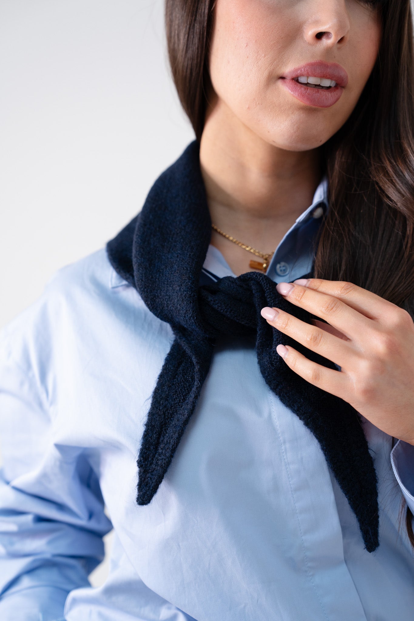 Ally Knit Neck Scarf In Navy