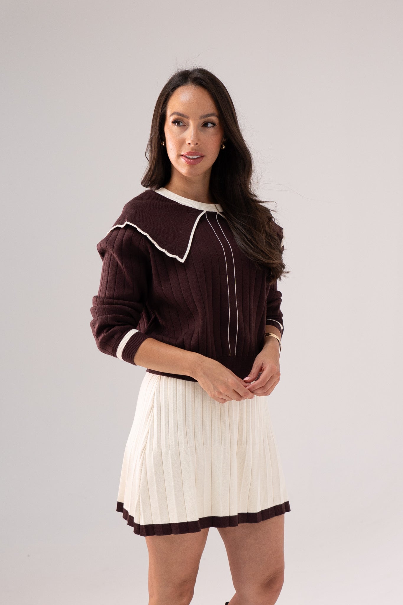 Caitlyn Piped Knit Two Piece In Chocolate