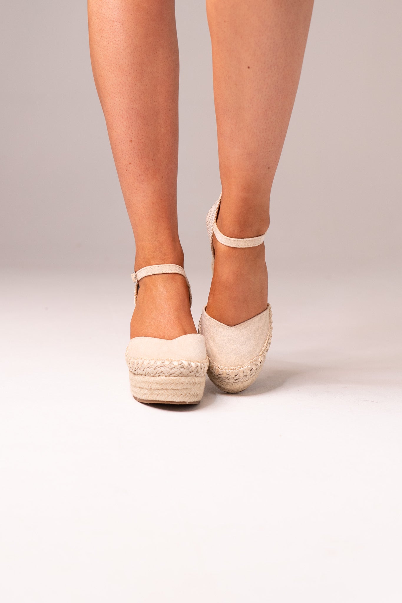 Cathy Closed Toe Wedges In Neutral
