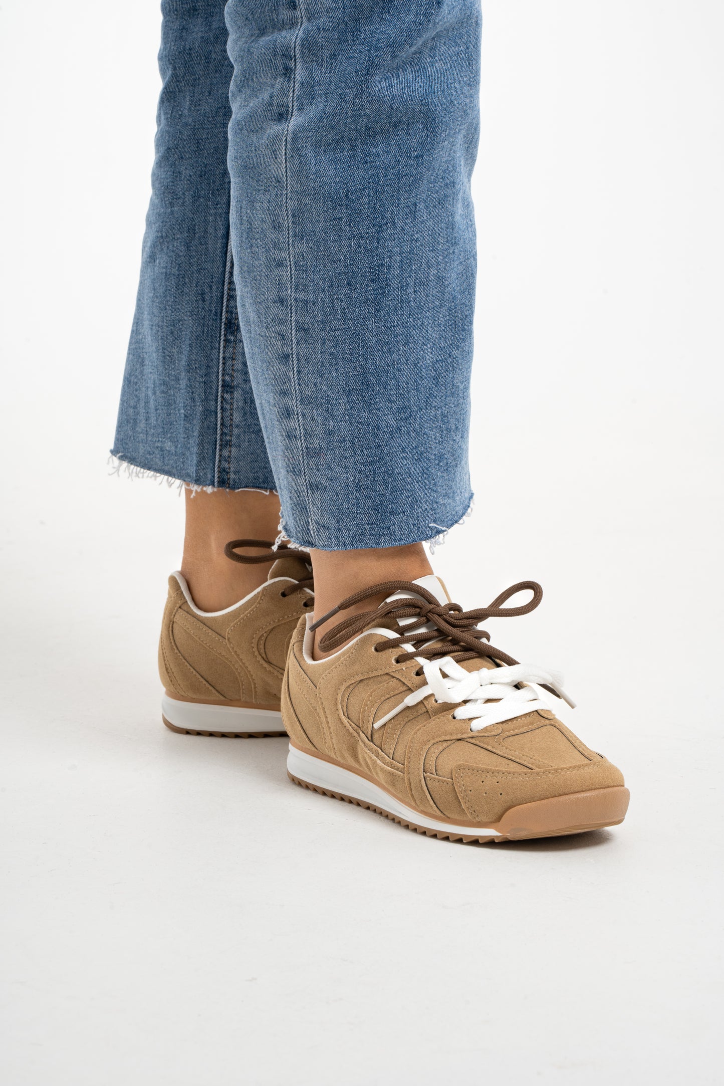 Cathy Double Laced Trainers In Camel