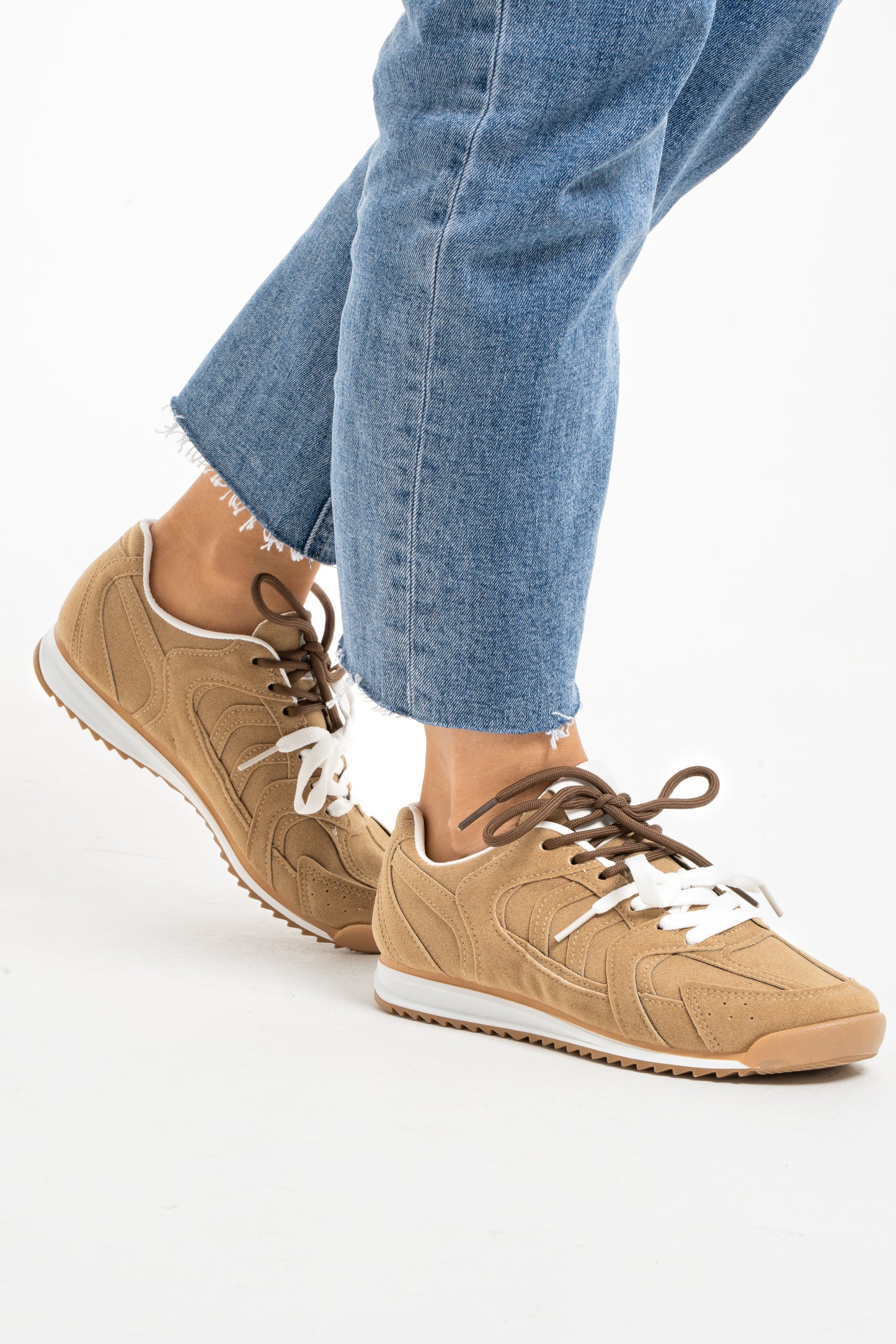 Cathy Double Laced Trainers In Camel