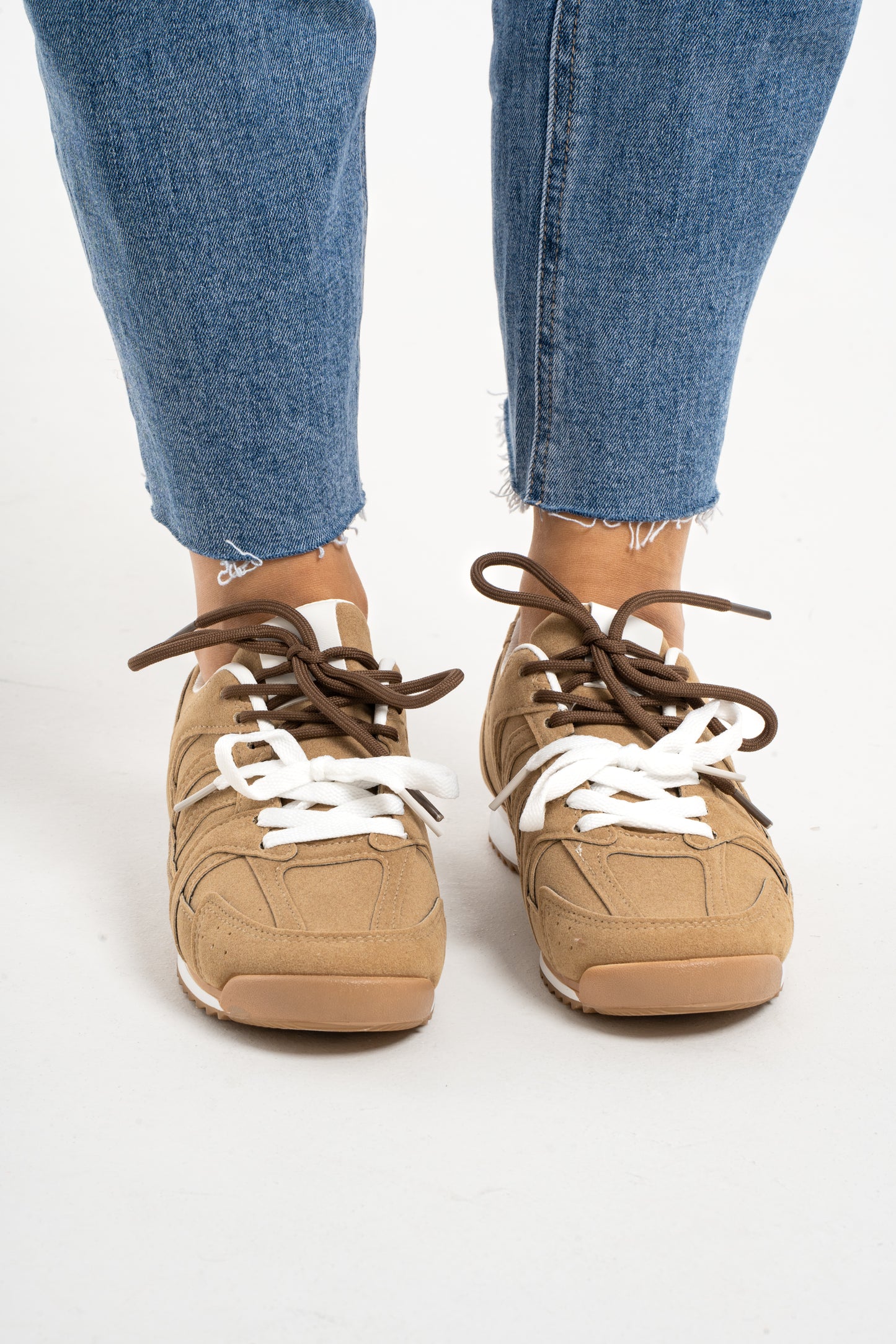 Cathy Double Laced Trainers In Camel