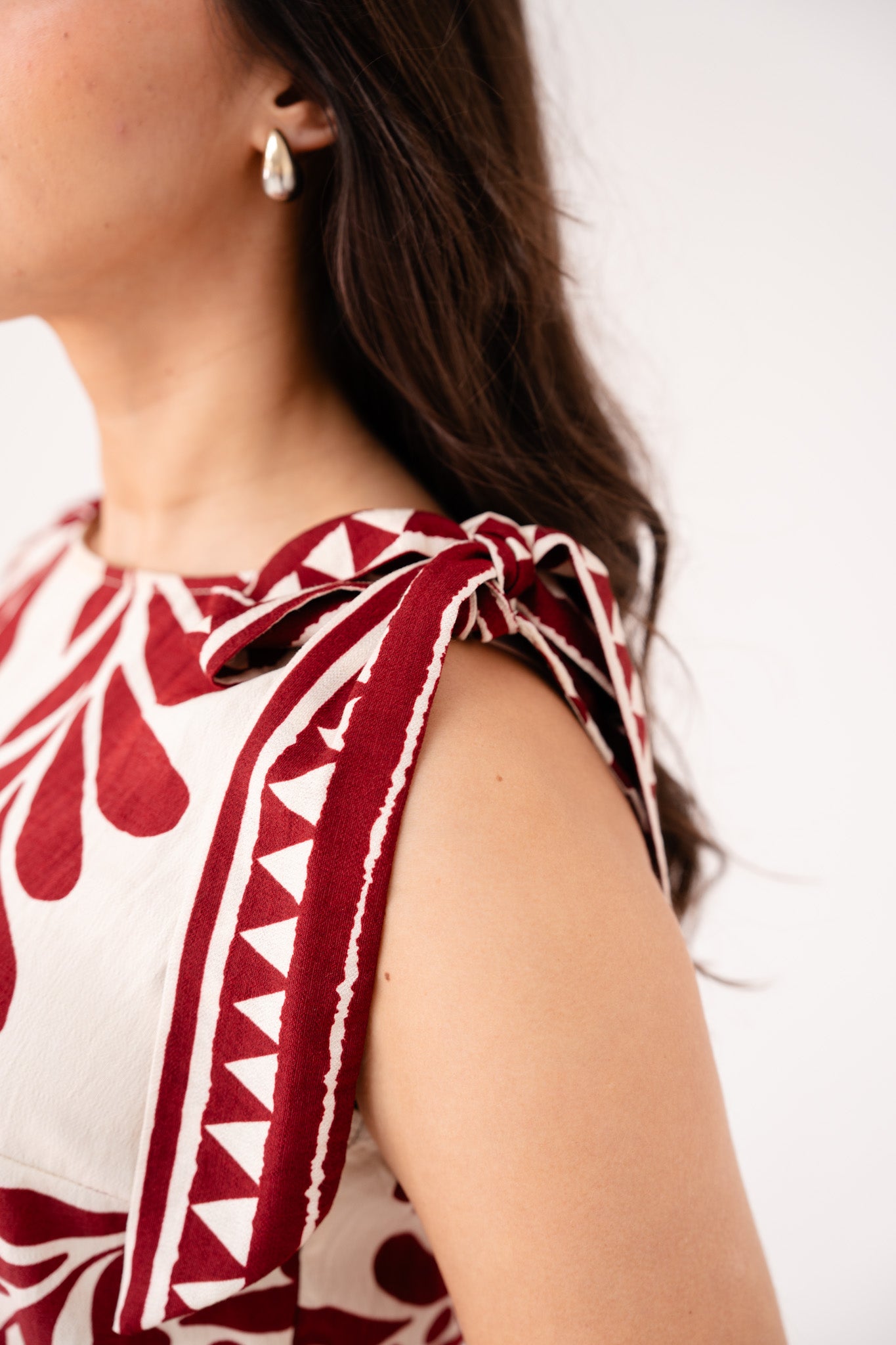 Connie Bordeaux Printed Top In Cream