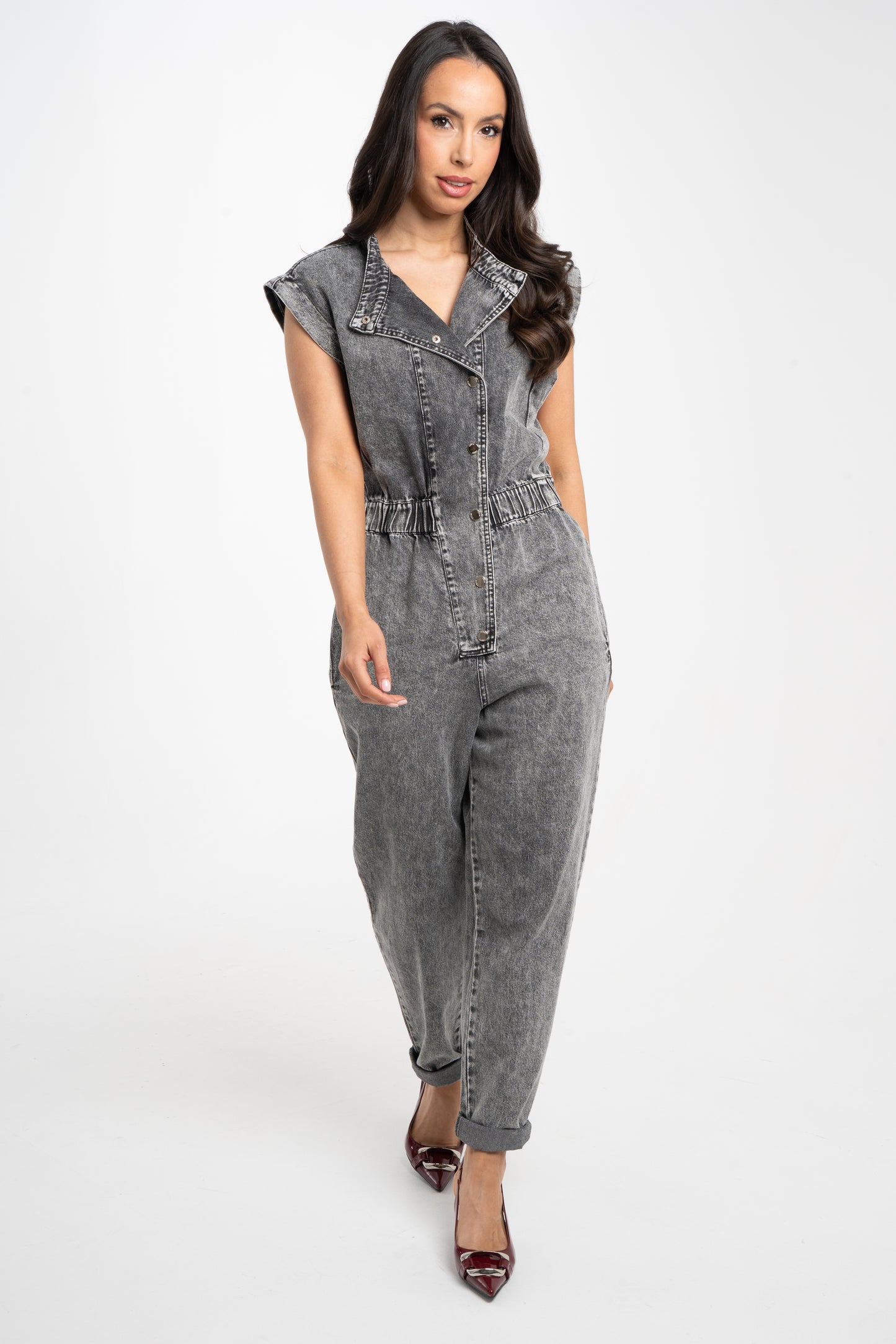 Cora Sleeveless Jumpsuit In Grey Wash