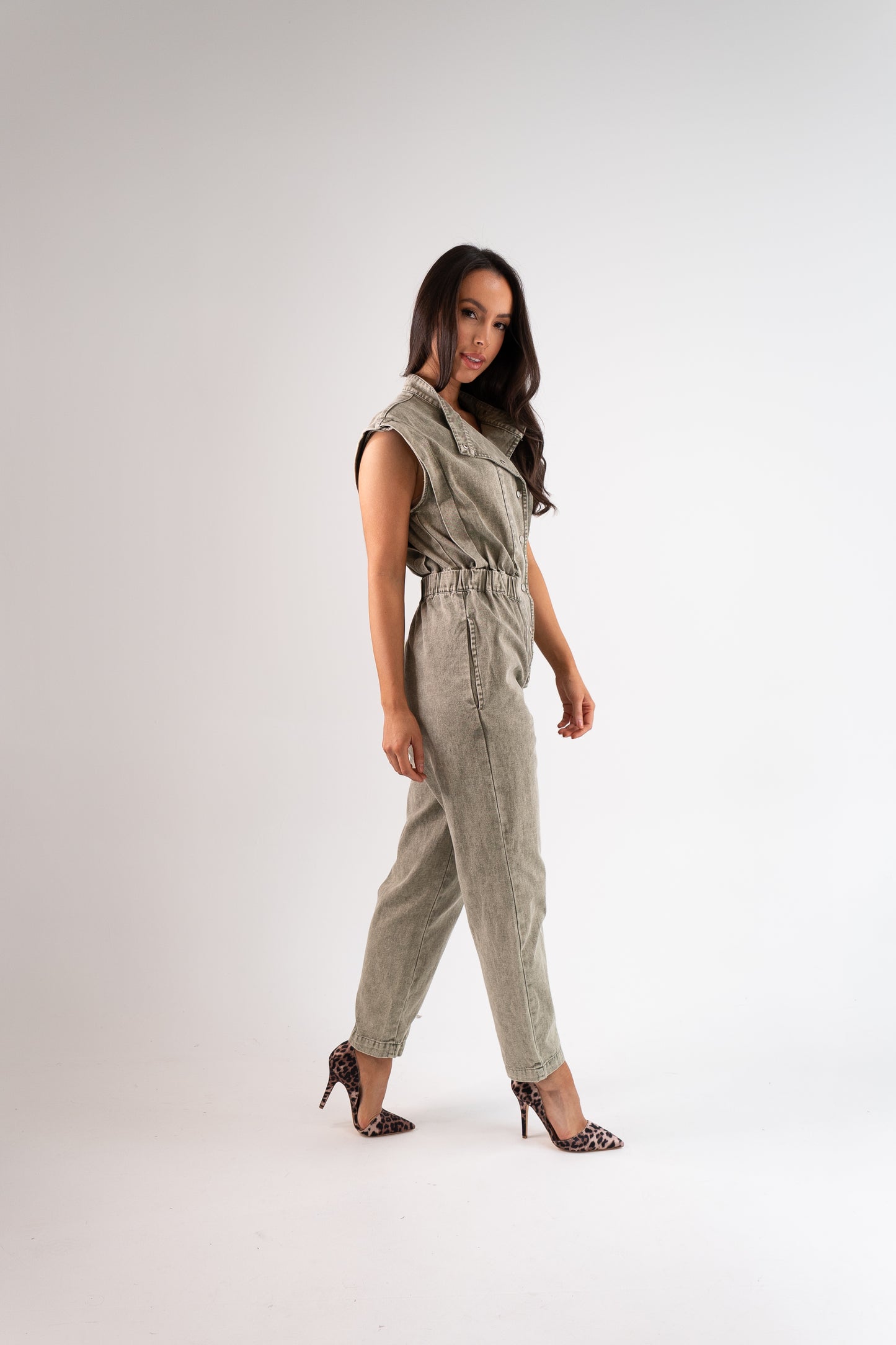 Cora Sleeveless Jumpsuit In Khaki