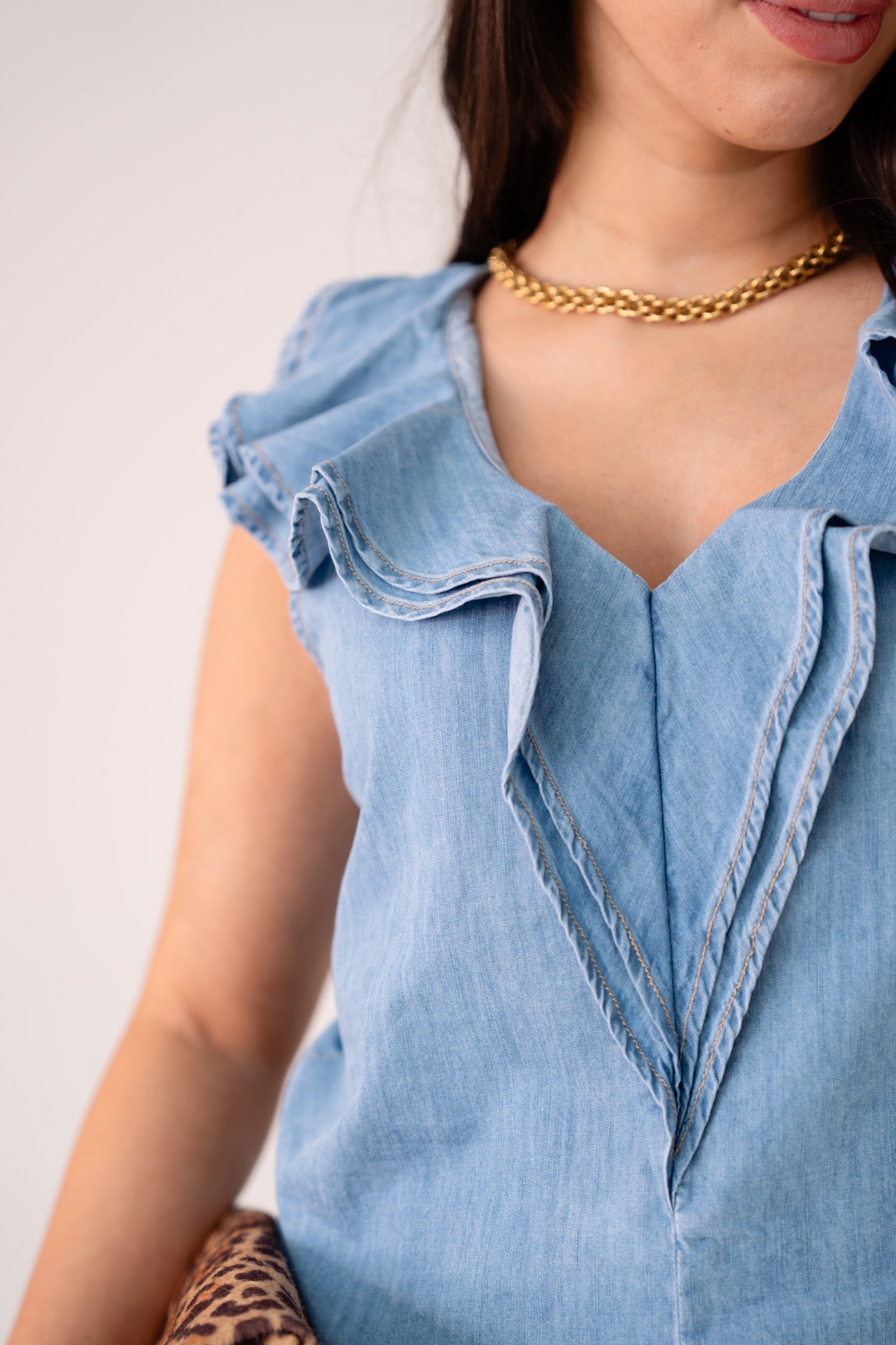 Cora Sleeveless Ruffle Top In Mid Wash