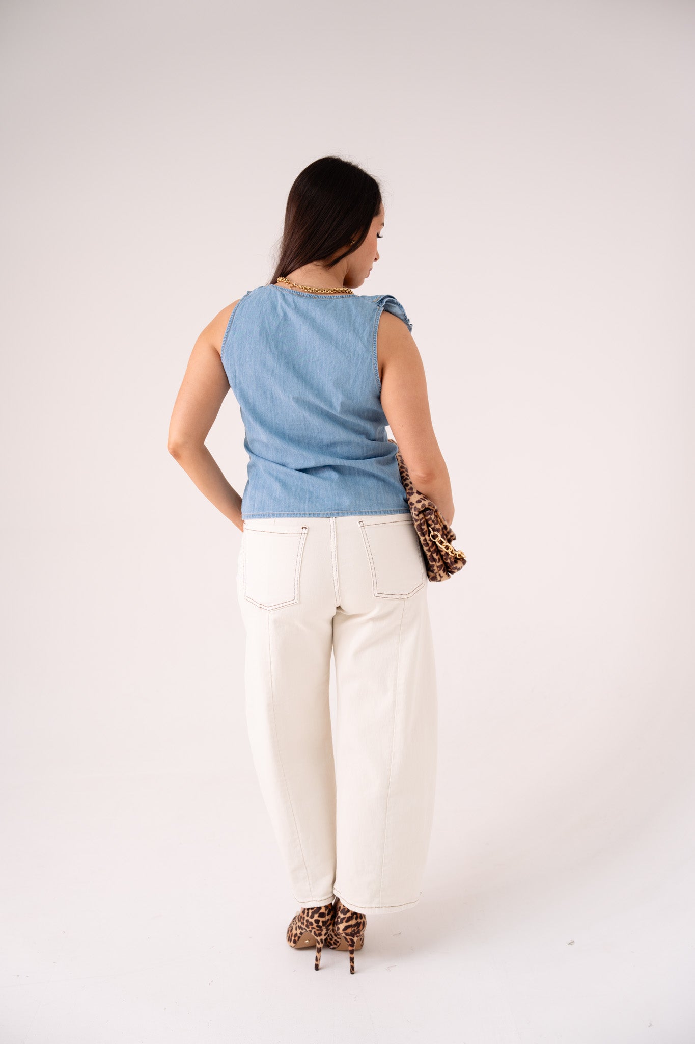 Cora Sleeveless Ruffle Top In Mid Wash