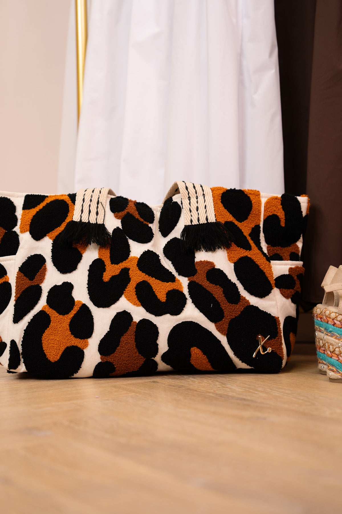 Love Laura Embroidered Tote Bag In Leopard