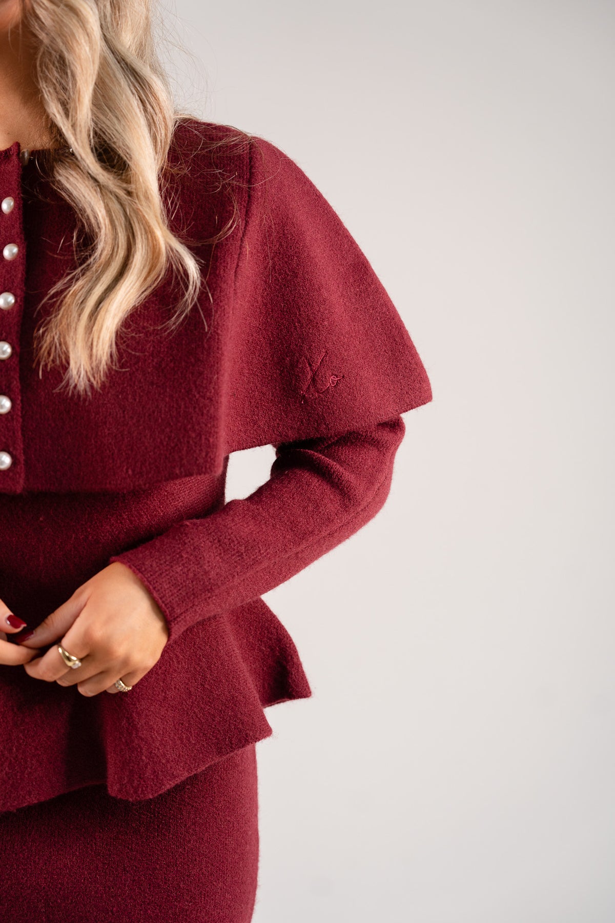 Love Laura Knit Cape With Pearls In Burgundy