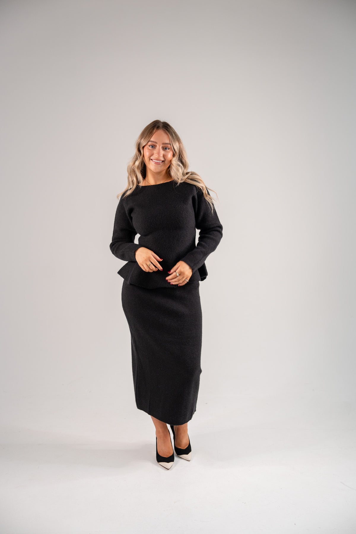 Love Laura Knit Midi Skirt In Black
