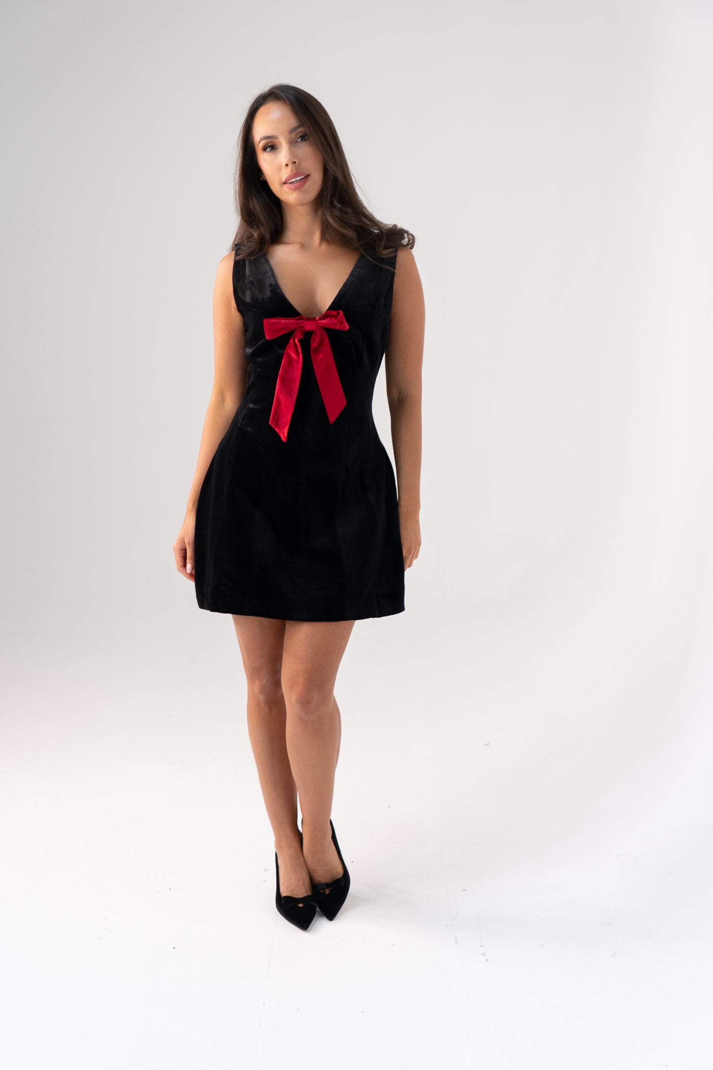 Love Laura Red Bow Velvet Dress In Black