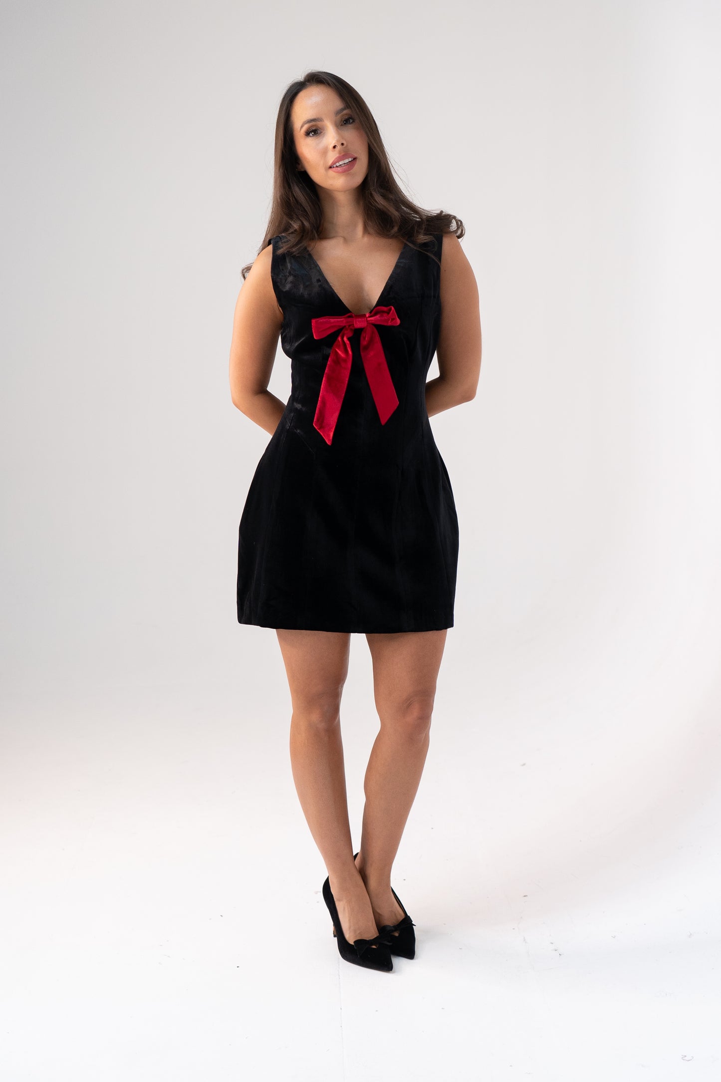 Love Laura Red Bow Velvet Dress In Black
