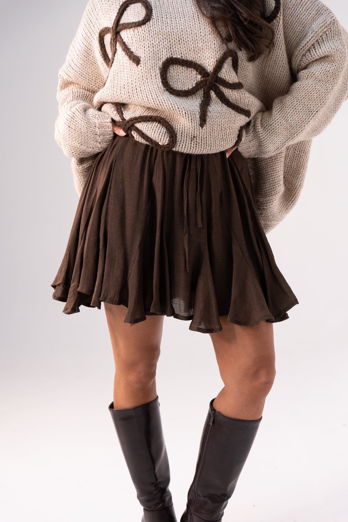 Kendra Pleated Skirt In Coffee