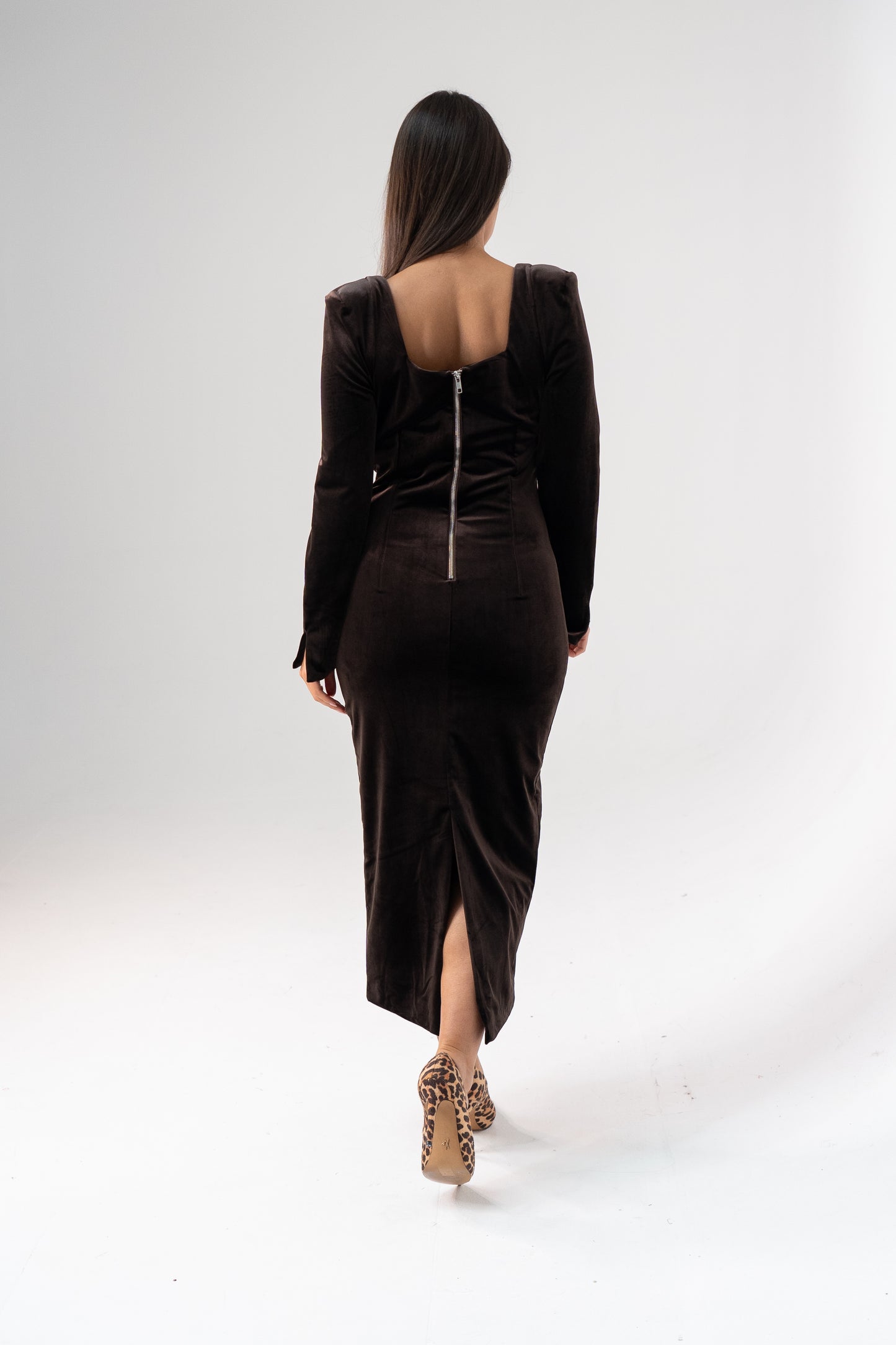 Love Laura Square Neck Velvet Dress In Chocolate