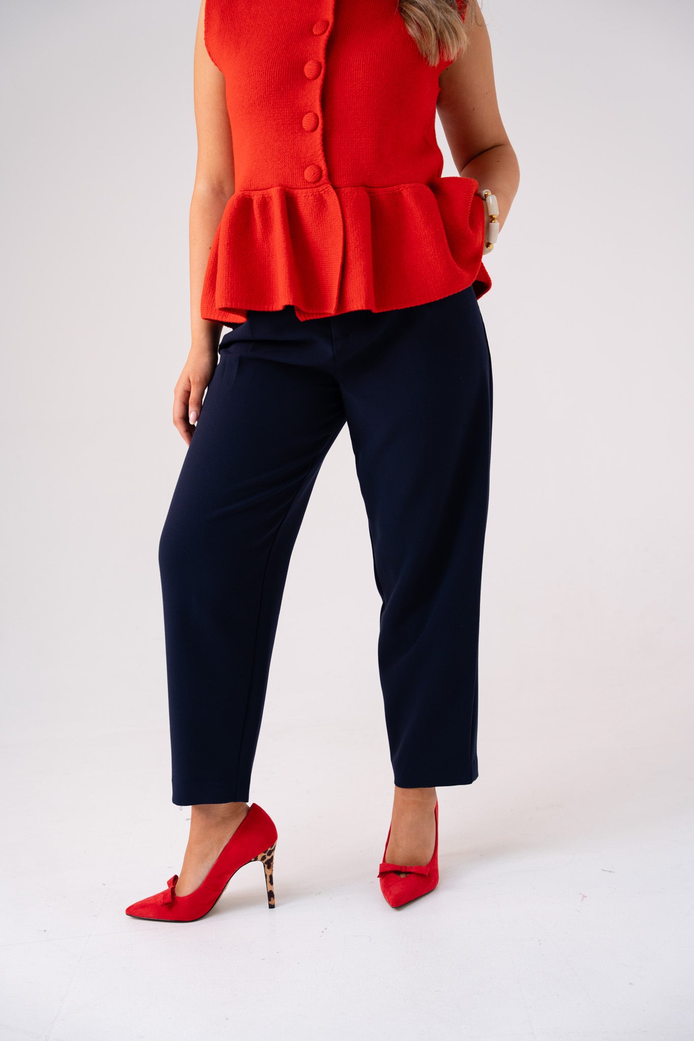 Love Laura Cigarette Trousers In Navy