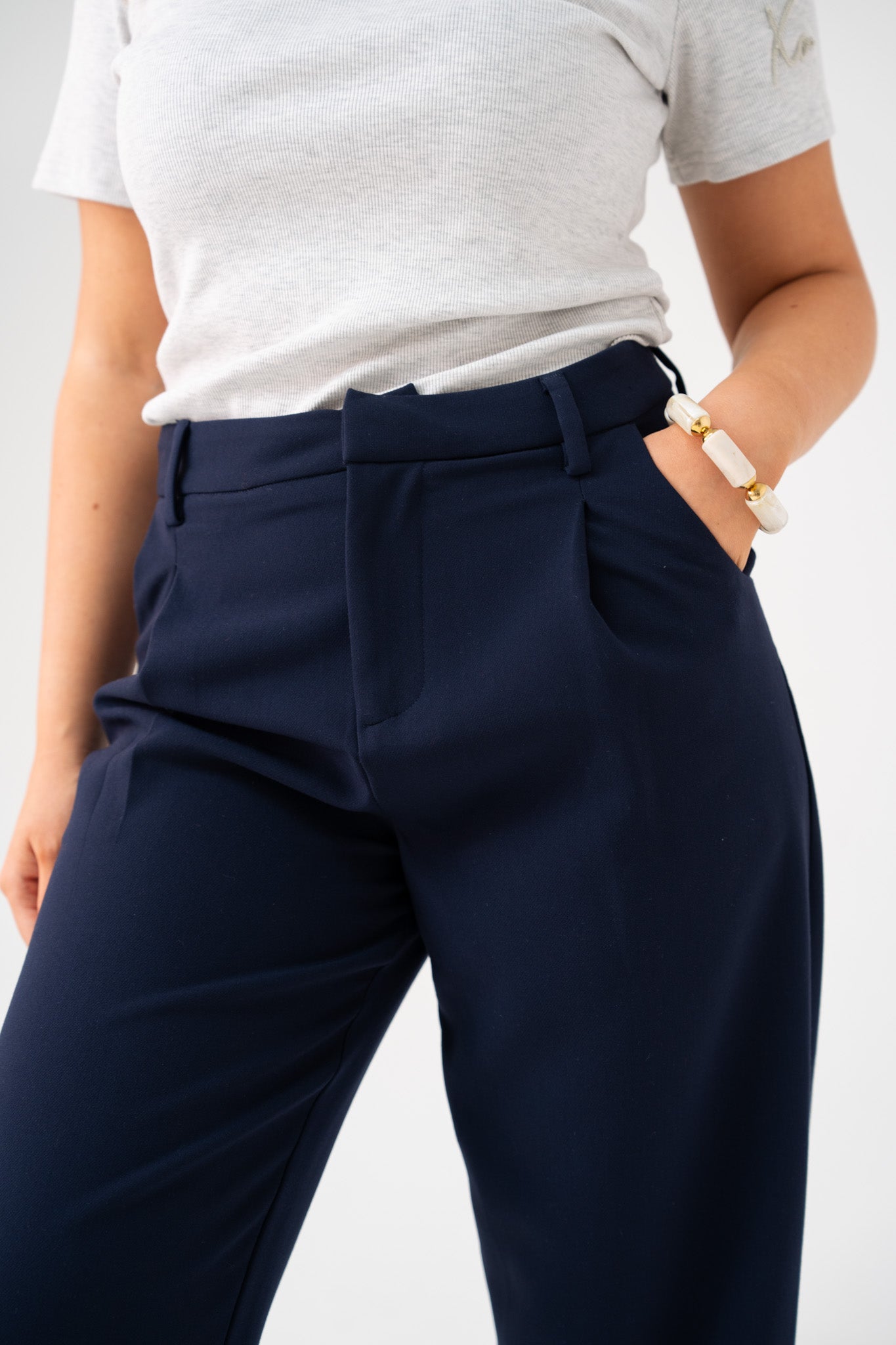 Love Laura Cigarette Trousers In Navy