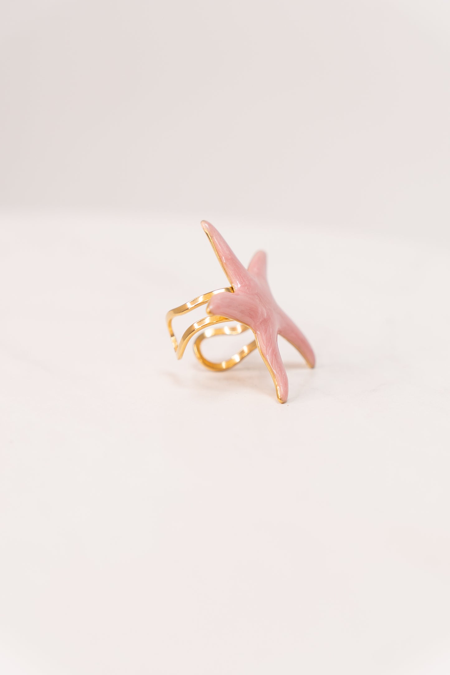Olive Starfish Ring In Pink