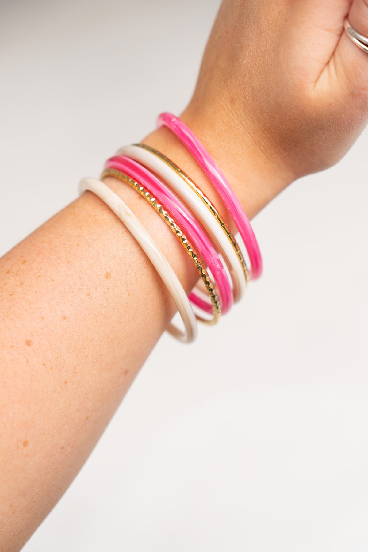 Olive Gold Mix Bangle Stack In Fuchsia