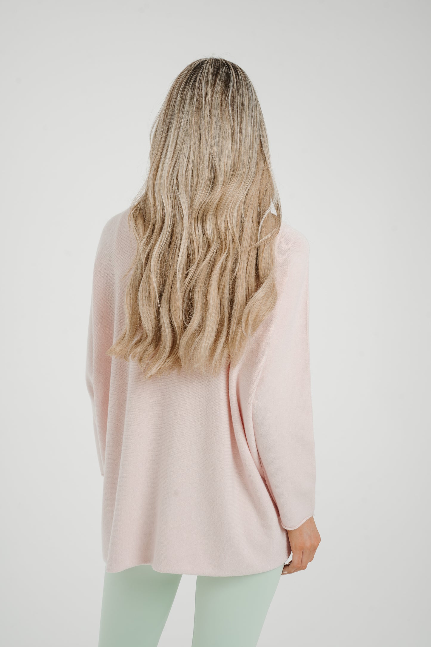 Amber V-Neck Jumper In Blush