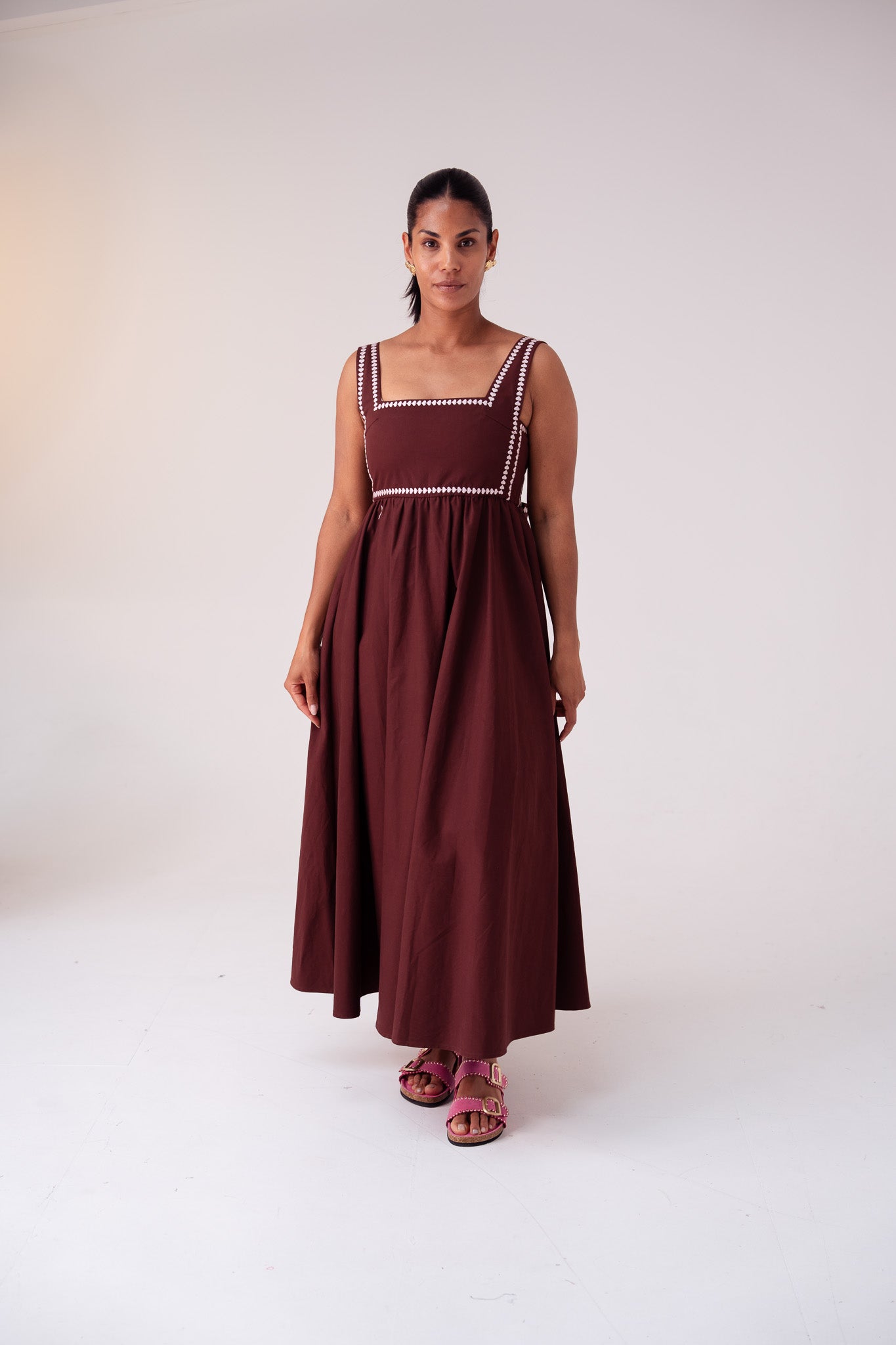 Love Laura Heart Embroidered Dress In Chocolate